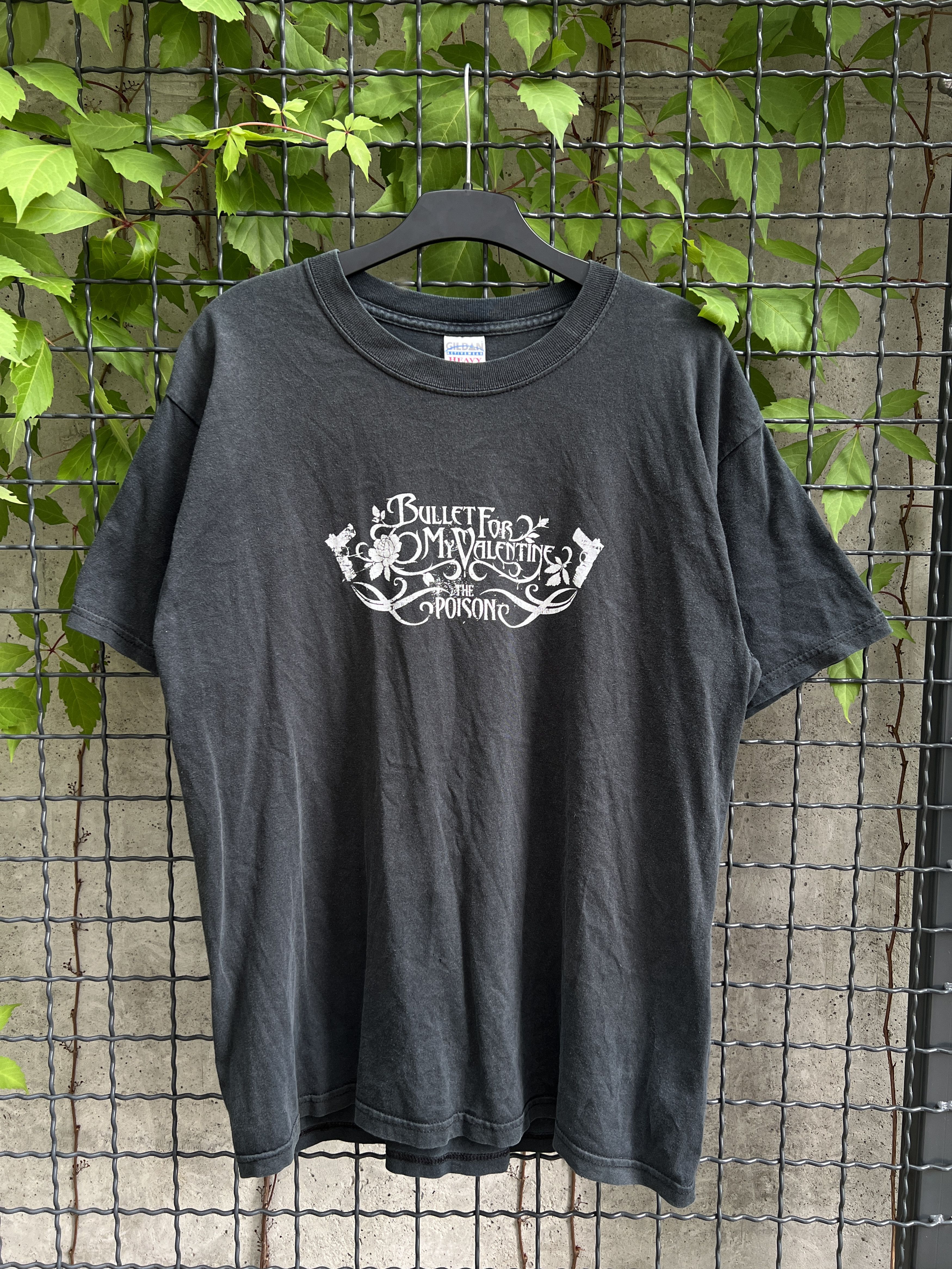 Band Tees × Vintage Vintage 2000s Bullet For My Valentine The Poison T-shirt Size US L / EU 52-54 / 3 - 1 Thumbnail