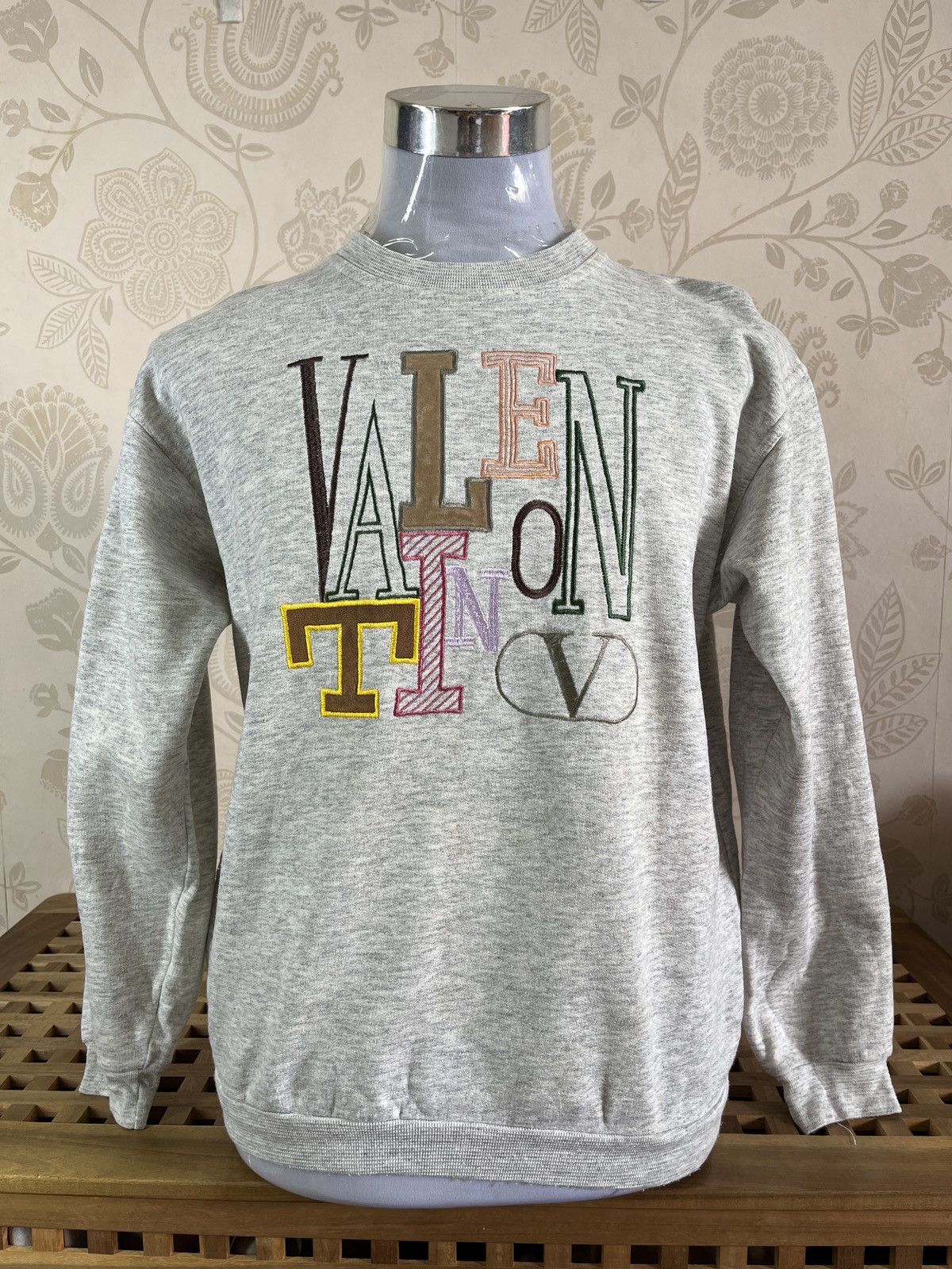 Valentino Spell-Out Sweatshirt Vintage 80s Made In Italy