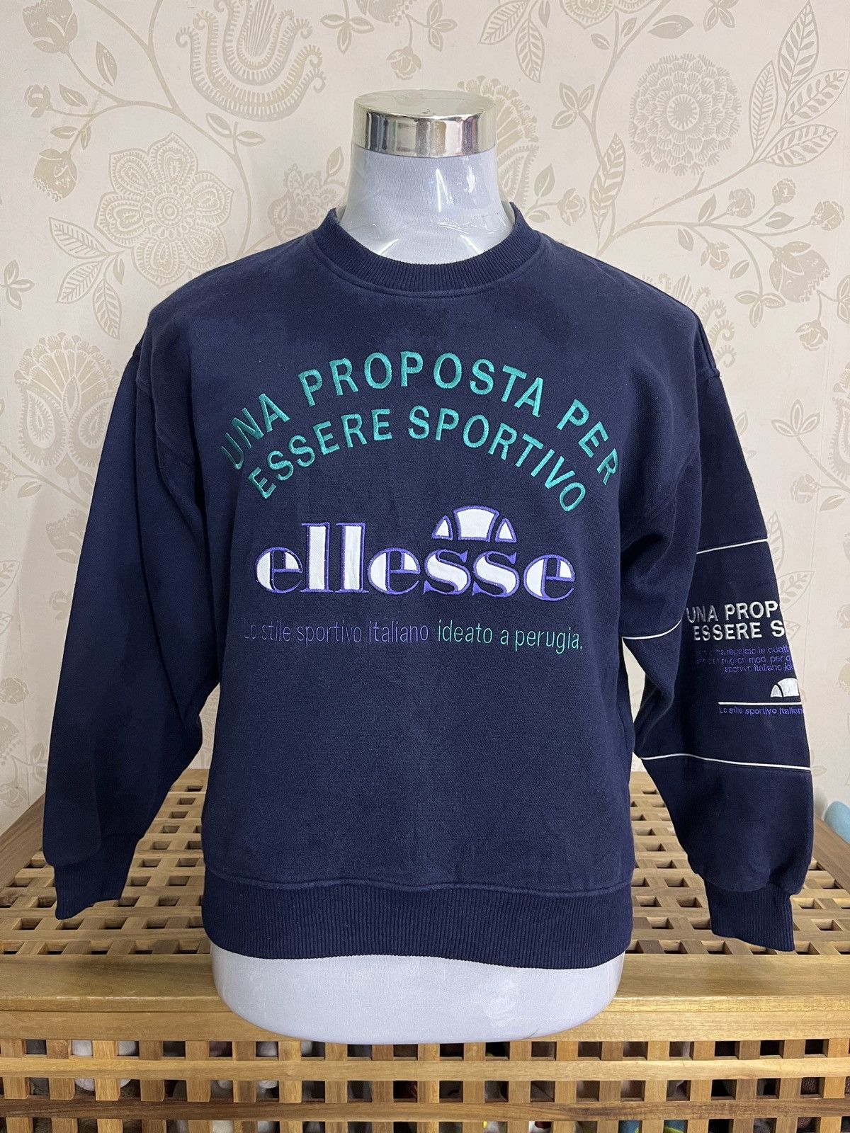 Ellesse × Vintage Vintage 90s Ellesse Sweater Big Logo Embroidered Size US L / EU 52-54 / 3 - 1 Thumbnail