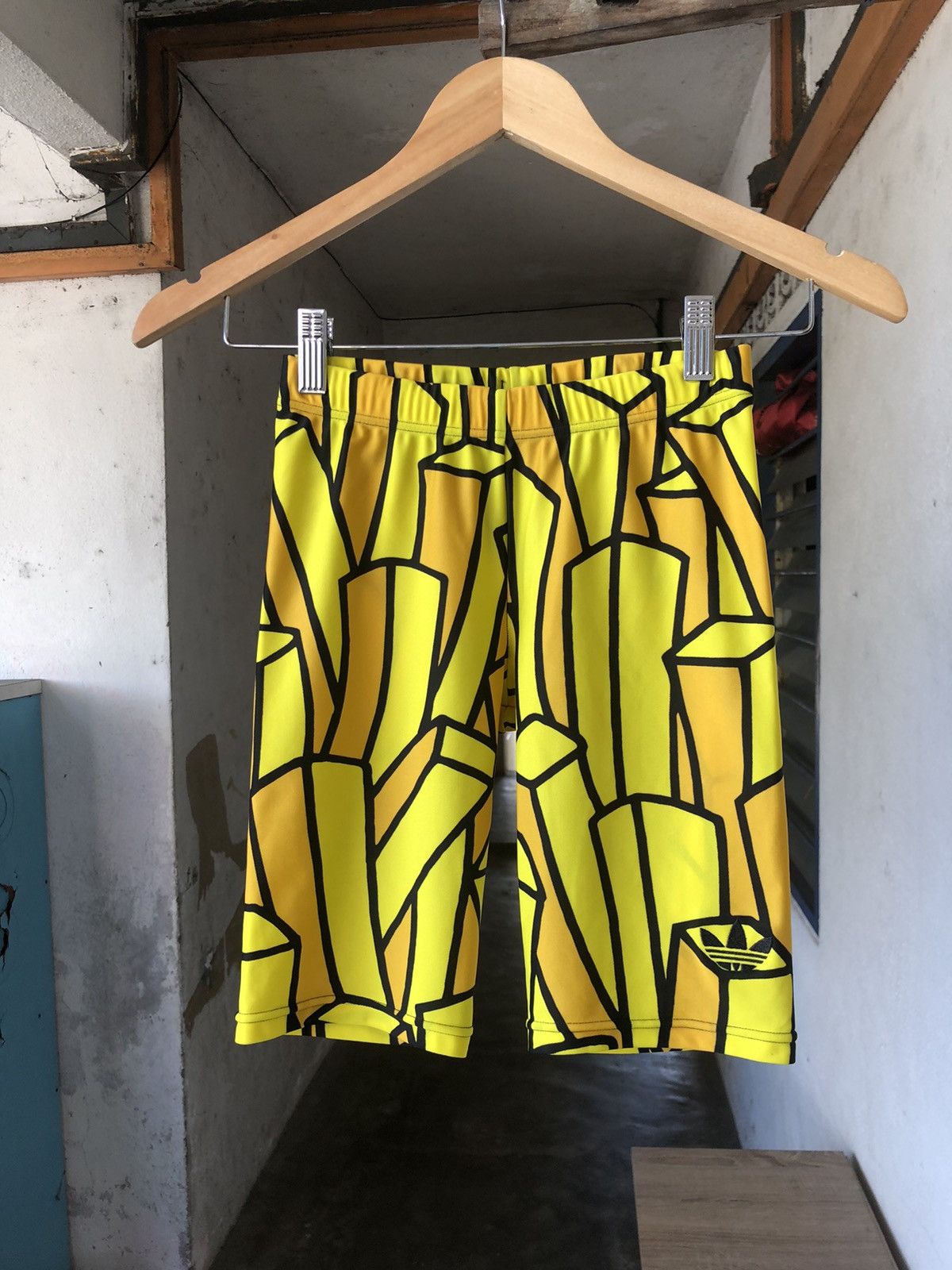 Adidas × Jeremy Scott Rare❗️Jeremy Scott x Adidas Short Pants with Fries Print Size US 28 / EU 44 - 5 Thumbnail