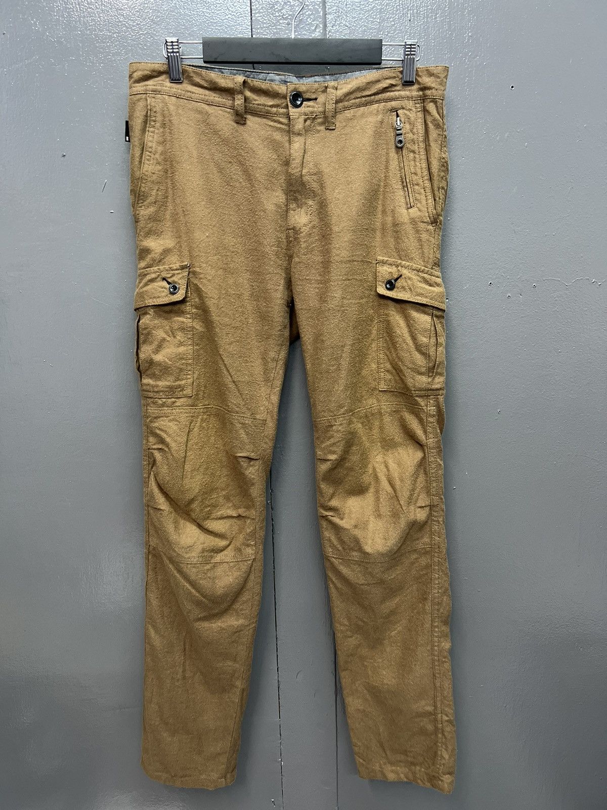 Takeo Kikuchi TAKEO KIKUCHI CARGO PANTS SIZE 32 Size US 32 / EU 48 - 1 Thumbnail