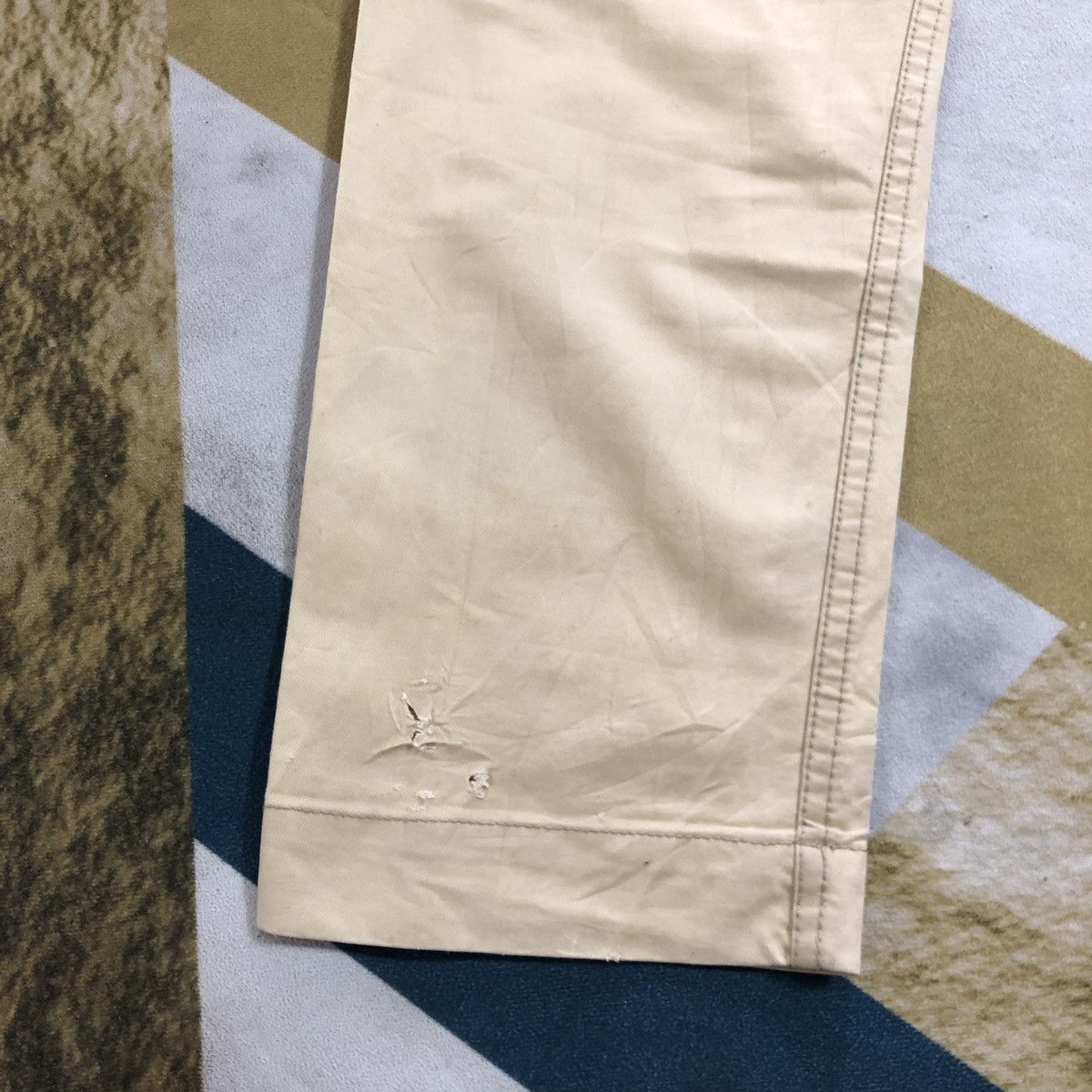 Japanese Brand × Neighborhood × izzue Neighborhood x Izzue Military Chino Khaki Distressed Pant Size US 32 / EU 48 - 17 Thumbnail