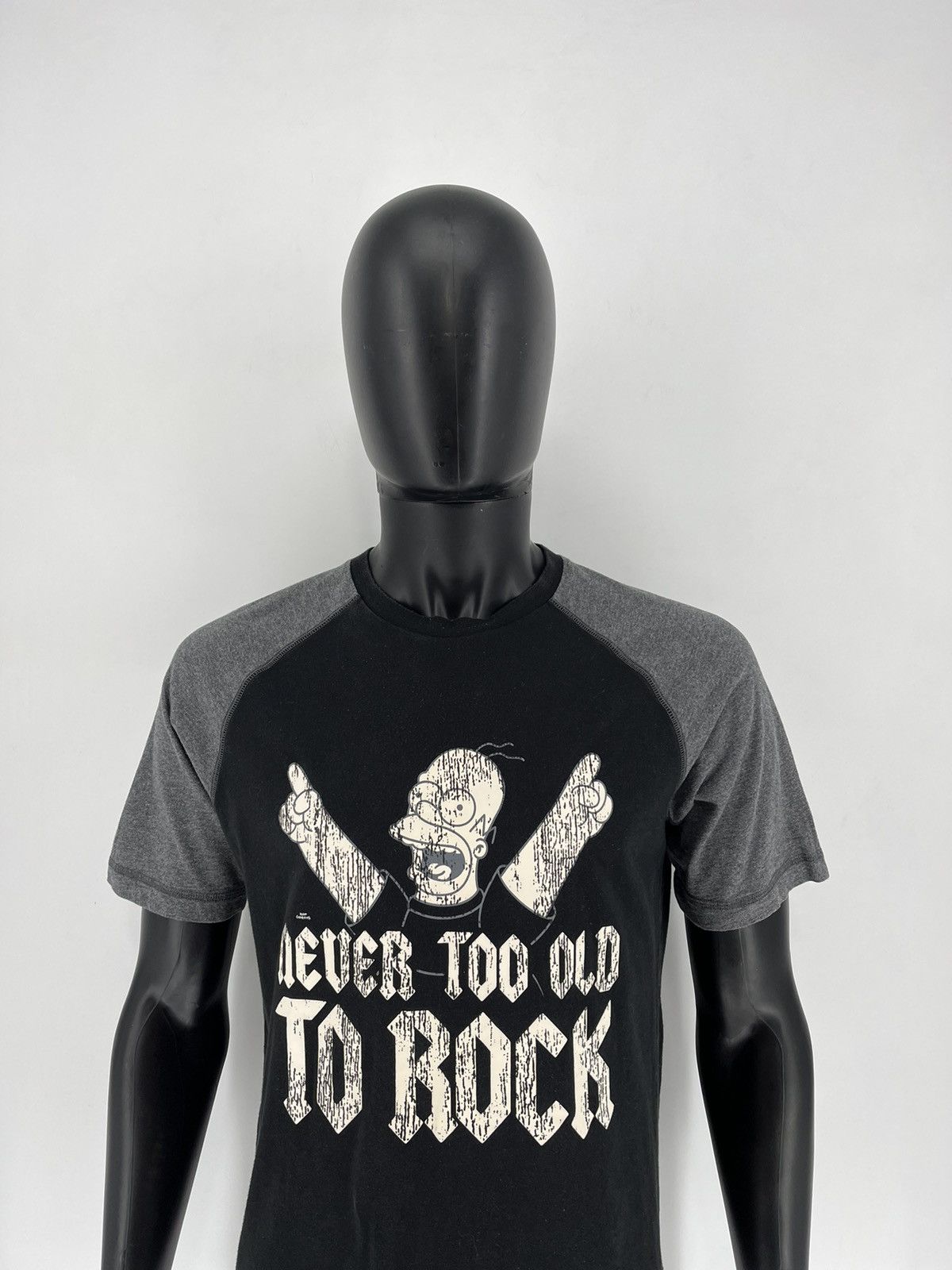 The Simpsons × Vintage Vintage Y2K The Simpsons Never Too To Rock 2006 Size US M / EU 48-50 / 2 - 1 Thumbnail