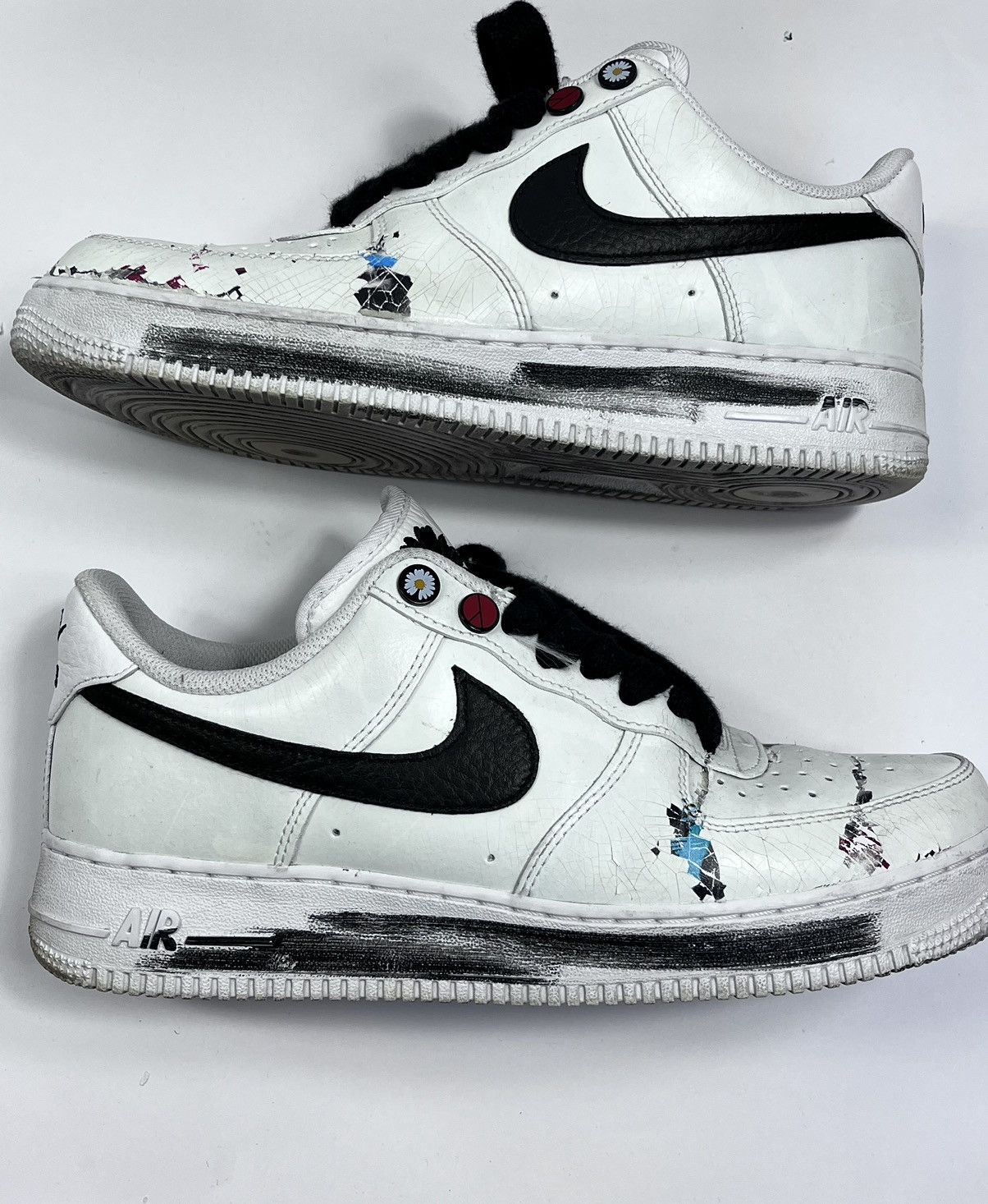 NIKE AIR FORCE LOW PARANOISE WHITE/BLACK