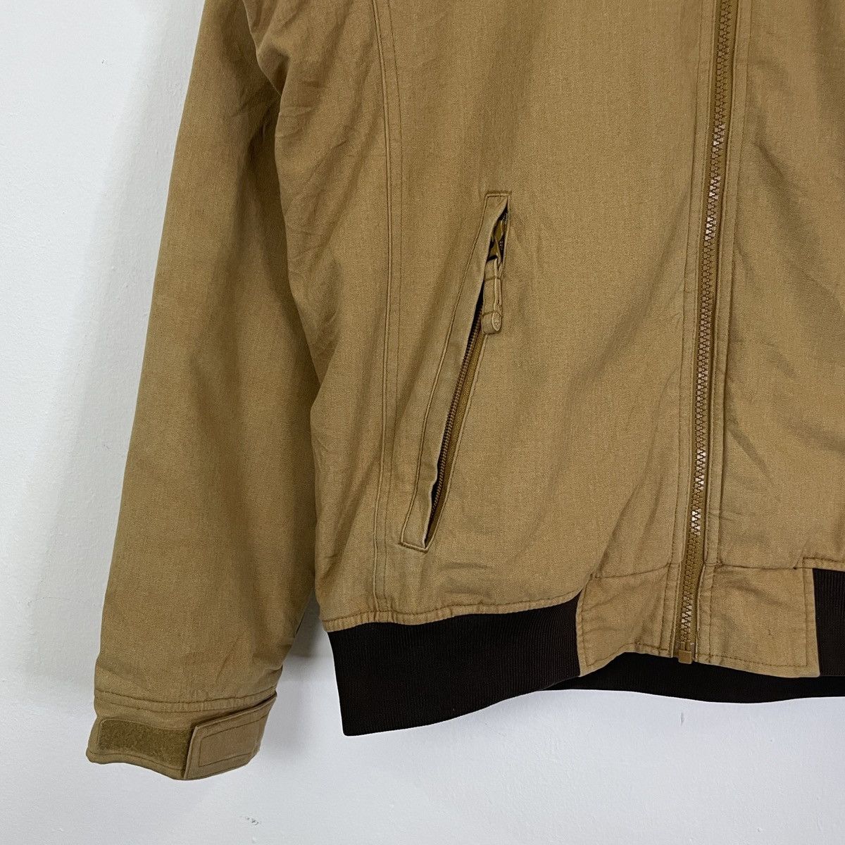 Columbia Vintage Columbia Embroidery Small Logo Hoodies Jacket Size US XL / EU 56 / 4 - 3 Thumbnail