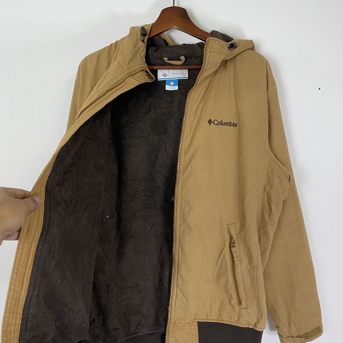 Columbia Vintage Columbia Embroidery Small Logo Hoodies Jacket Size US XL / EU 56 / 4 - 6 Thumbnail
