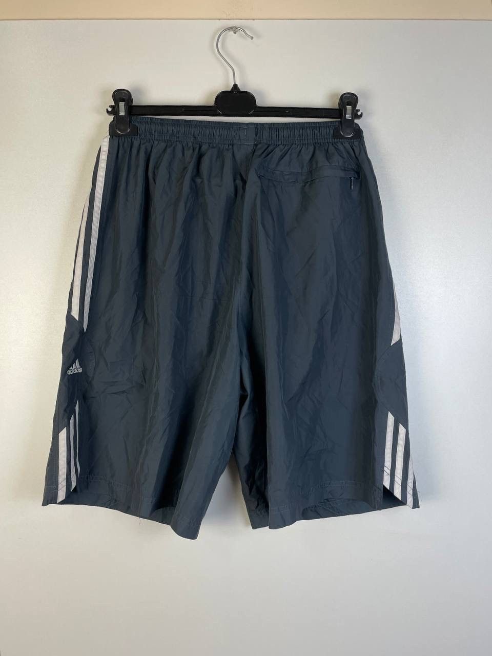 Vintage Adidas vintage shorts size L Size US 40 / EU 56 - 4 Thumbnail