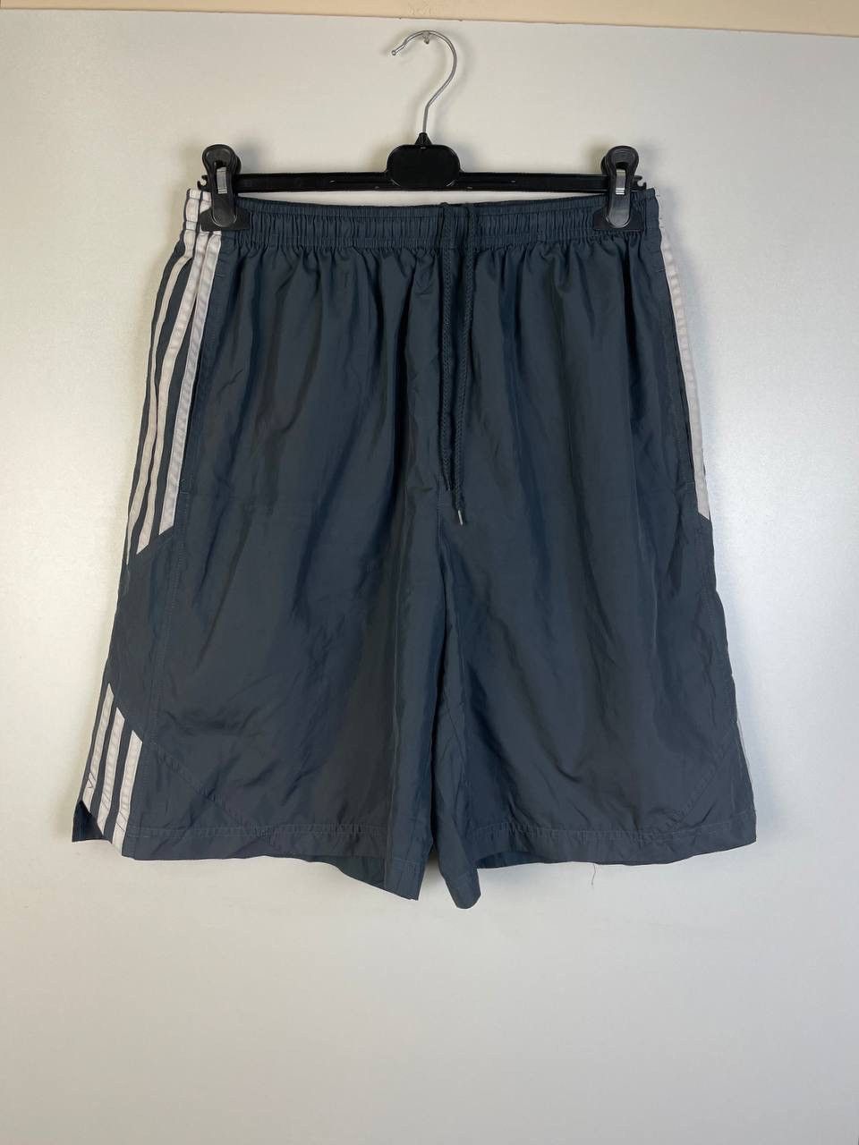 Vintage Adidas vintage shorts size L Size US 40 / EU 56 - 1 Thumbnail