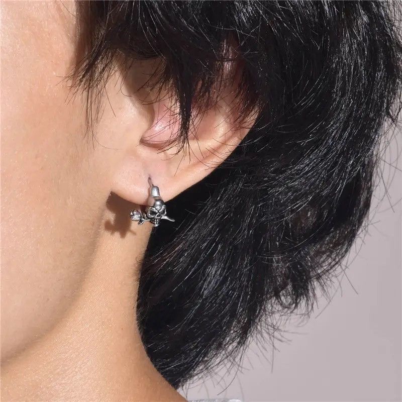 Jewelry × Vintage Gothic Skull Skeleton Huggie Hoop Earrings Size ONE SIZE - 3 Thumbnail