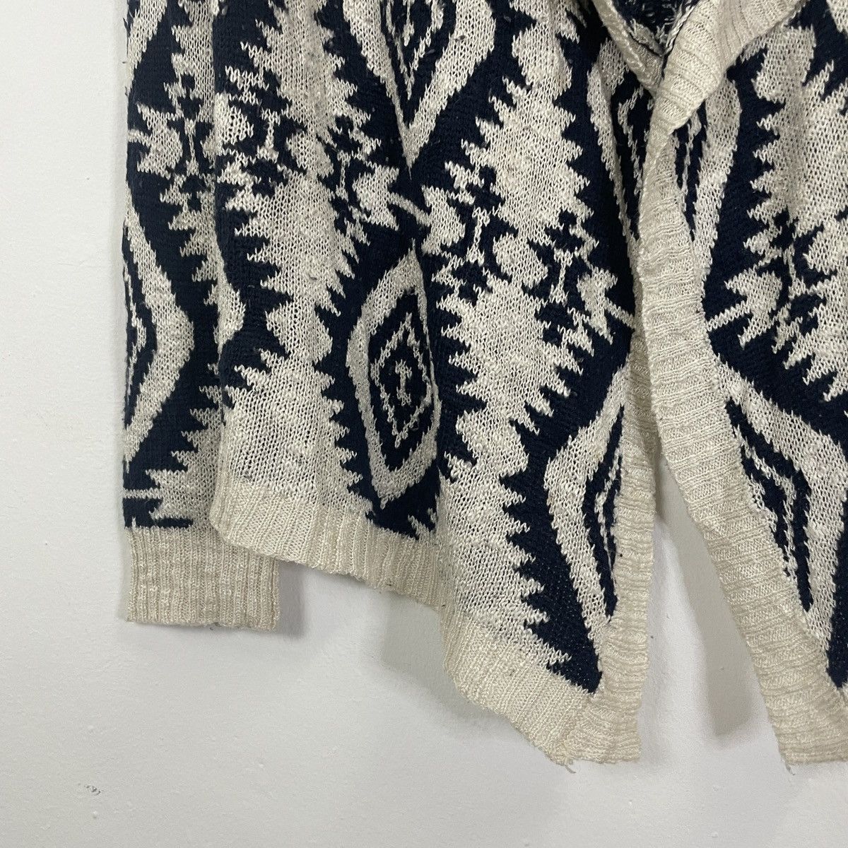 Arizona Jean Co. Vintage Arizona Jeans Aztex Navajo Cardingan Size L / US 10 / IT 46 - 3 Thumbnail