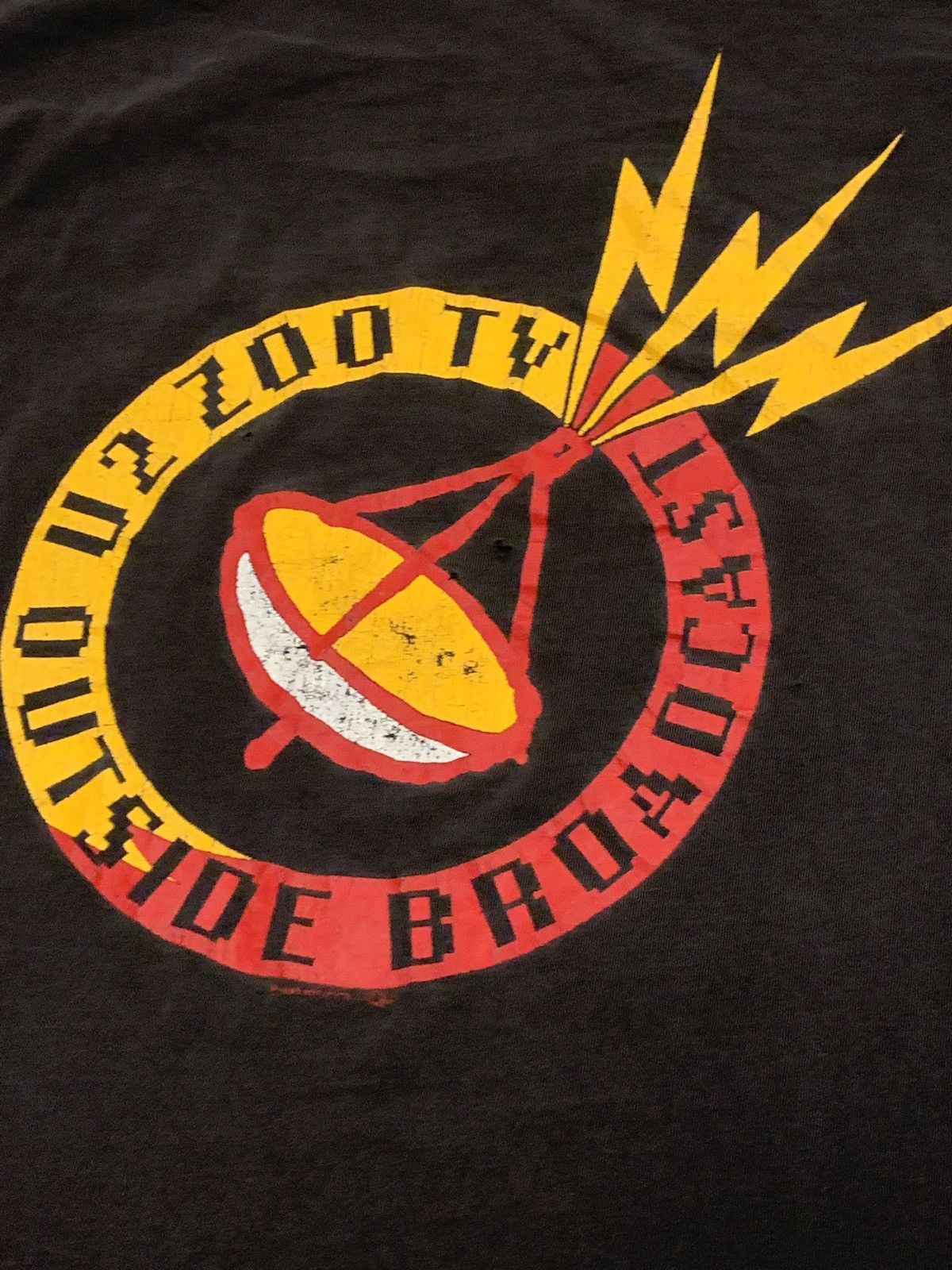 Band Tees × Vintage 1992 U2 Broadcast Tour Single Stitch T Shirt Size US L / EU 52-54 / 3 - 7 Thumbnail
