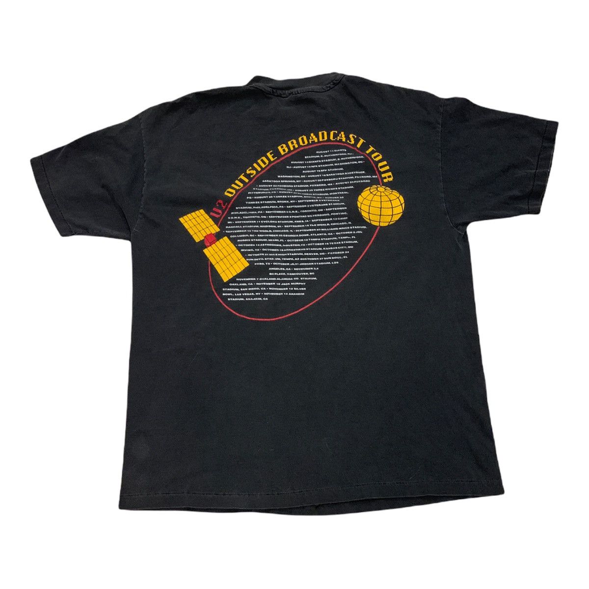 Band Tees × Vintage 1992 U2 Broadcast Tour Single Stitch T Shirt Size US L / EU 52-54 / 3 - 2 Thumbnail