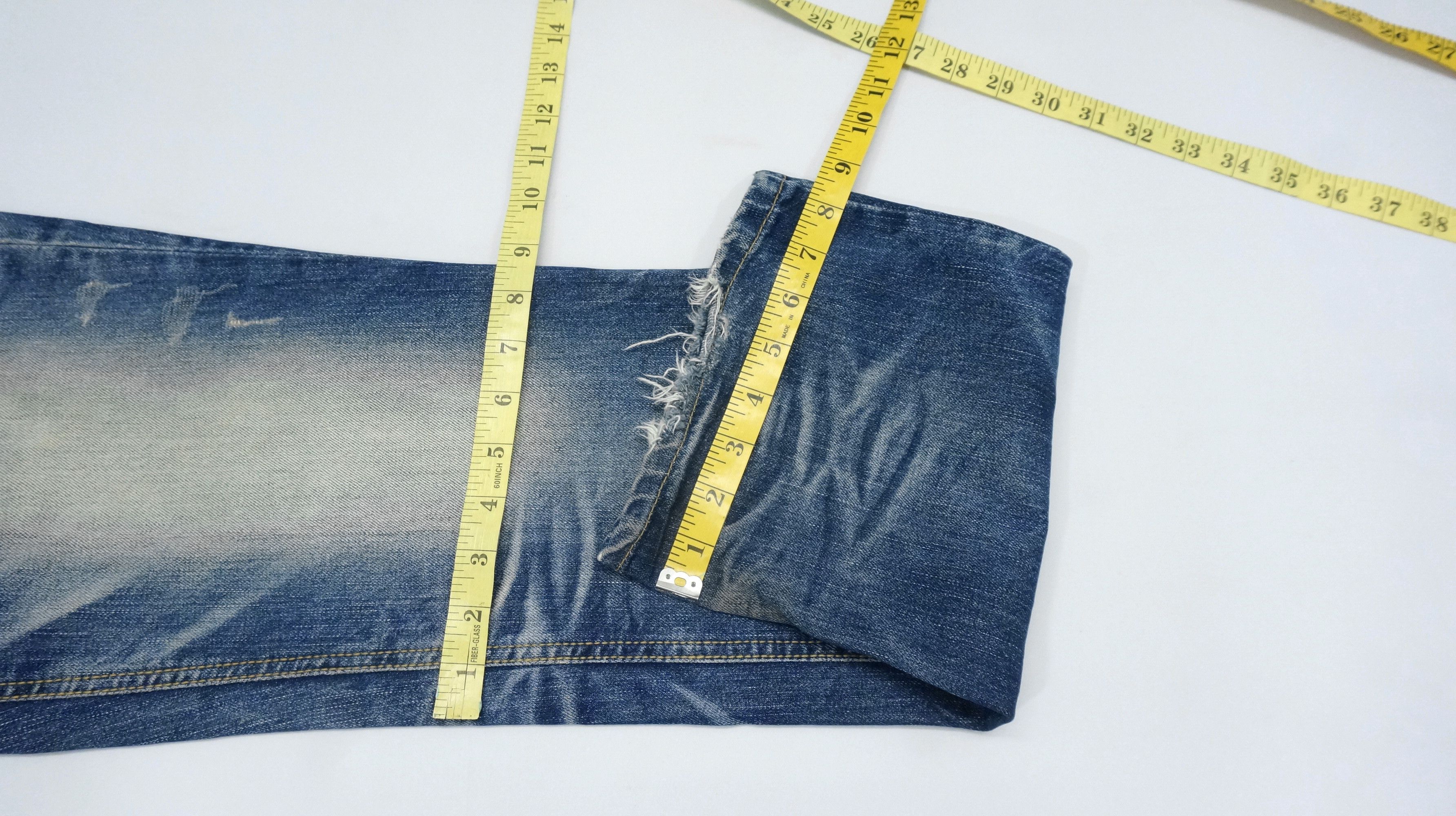 Japanese Brand RARE 🔥 YOSHITOMO NARA LOLITA Bunny Vintage Jeans Size US 29 - 20 Thumbnail