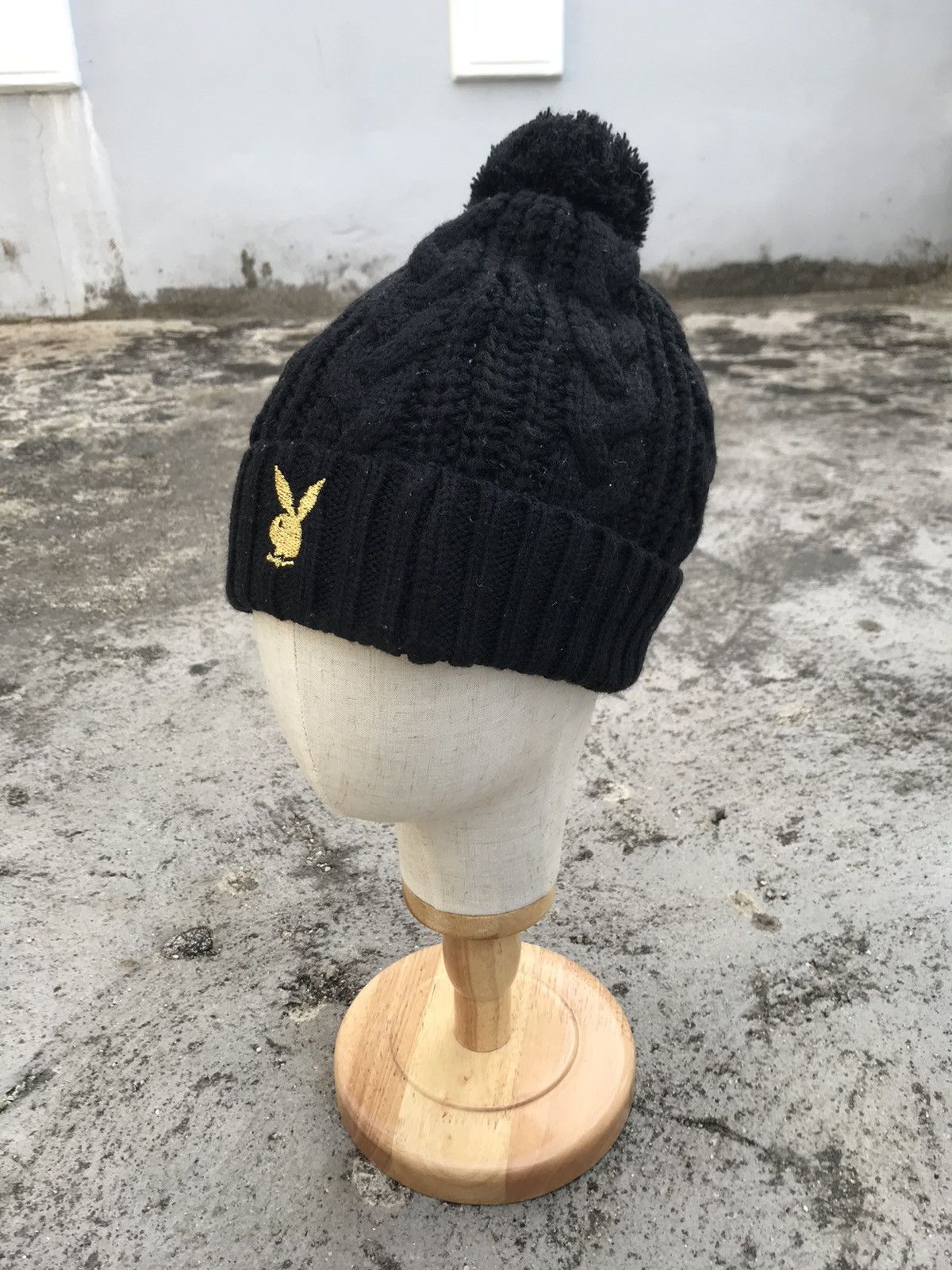 Playboy playboy bunny gold embroidery logo streetwear beanie hat Size ONE SIZE - 6 Thumbnail