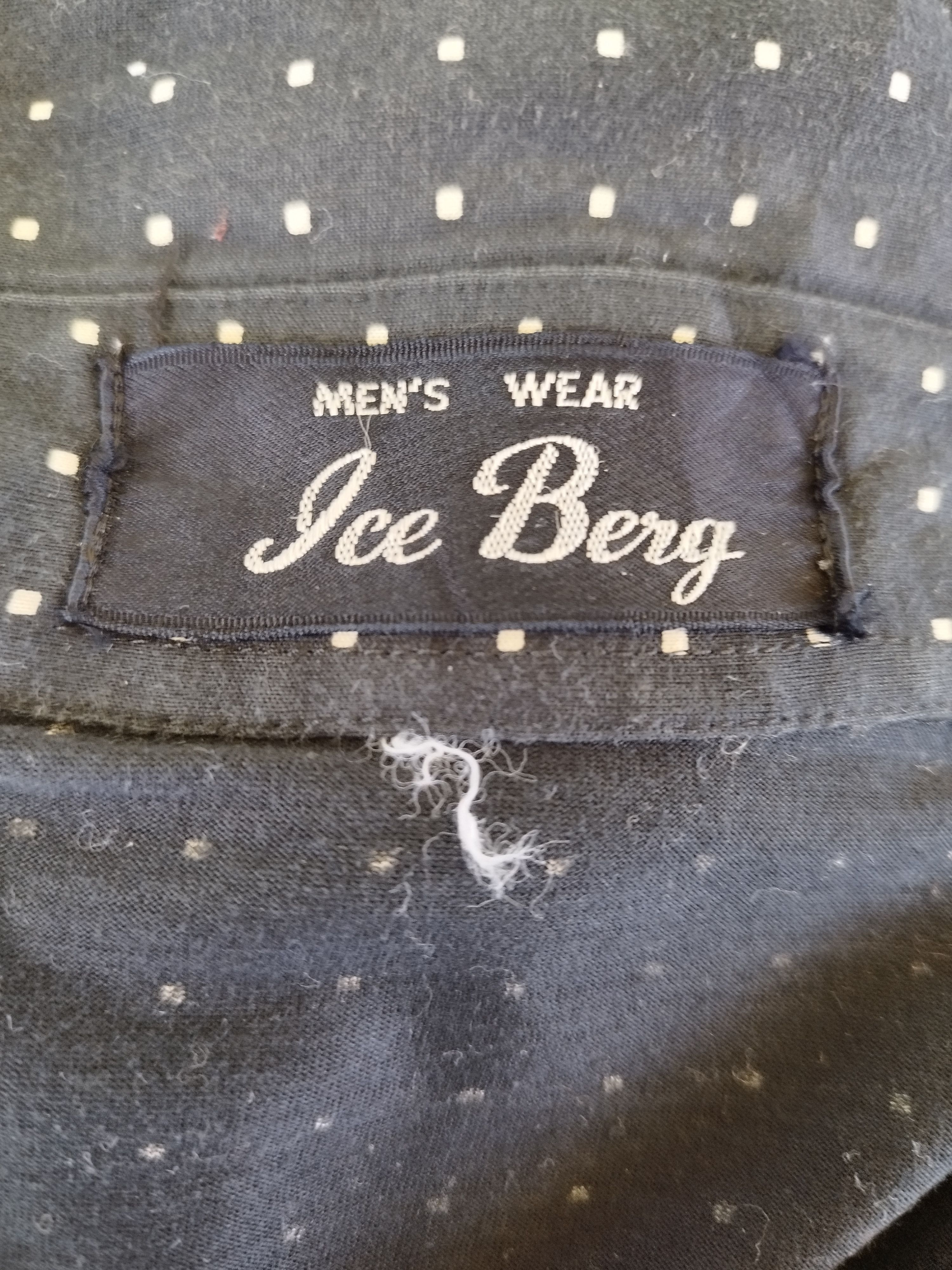 Iceberg Ice Berg long sleeve Size US M / EU 48-50 / 2 - 5 Thumbnail