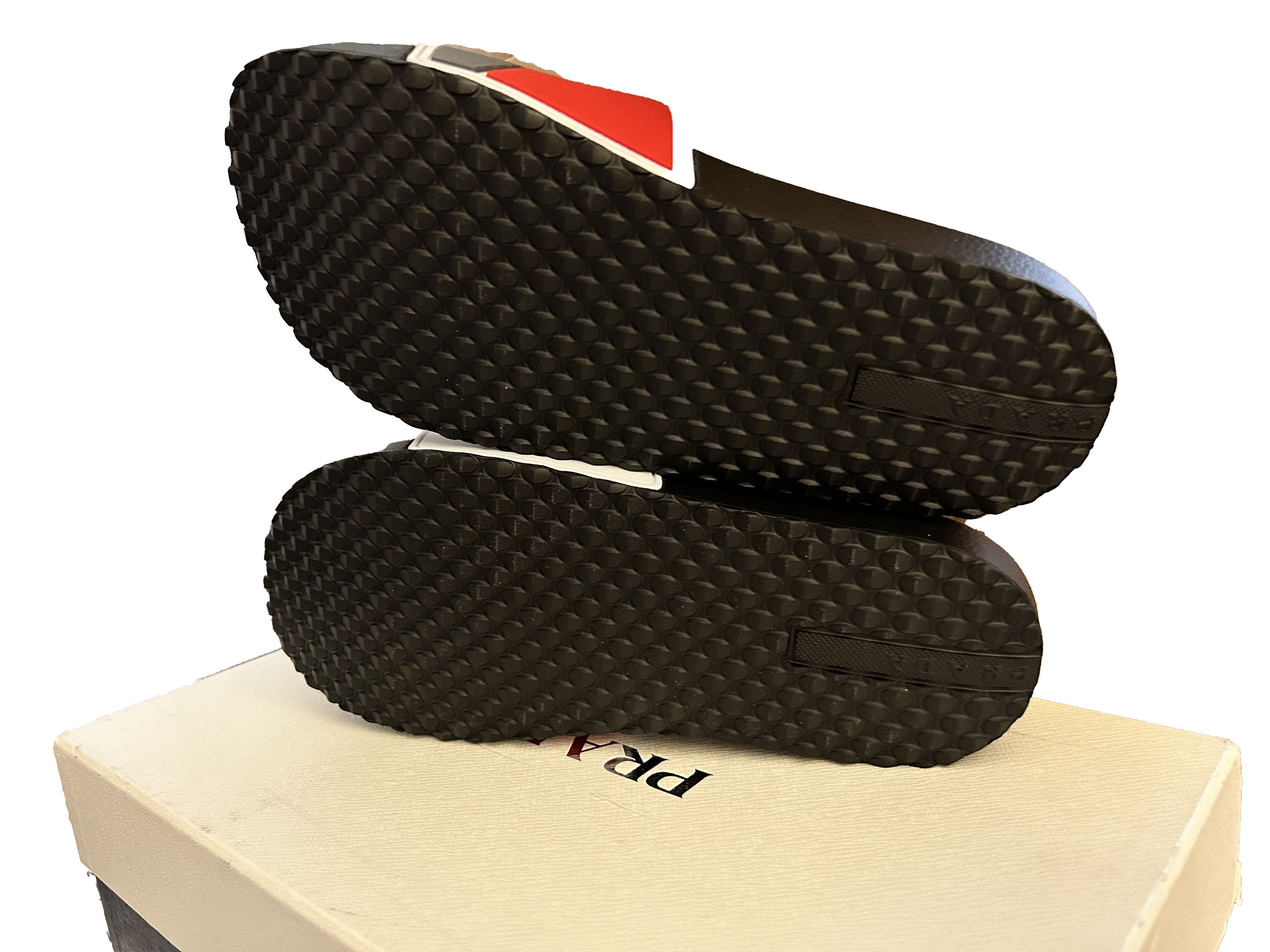 Prada Logo Embossed pool side Slides Sandals linea rossa Rubber Size US 7 / EU 40 - 6 Thumbnail