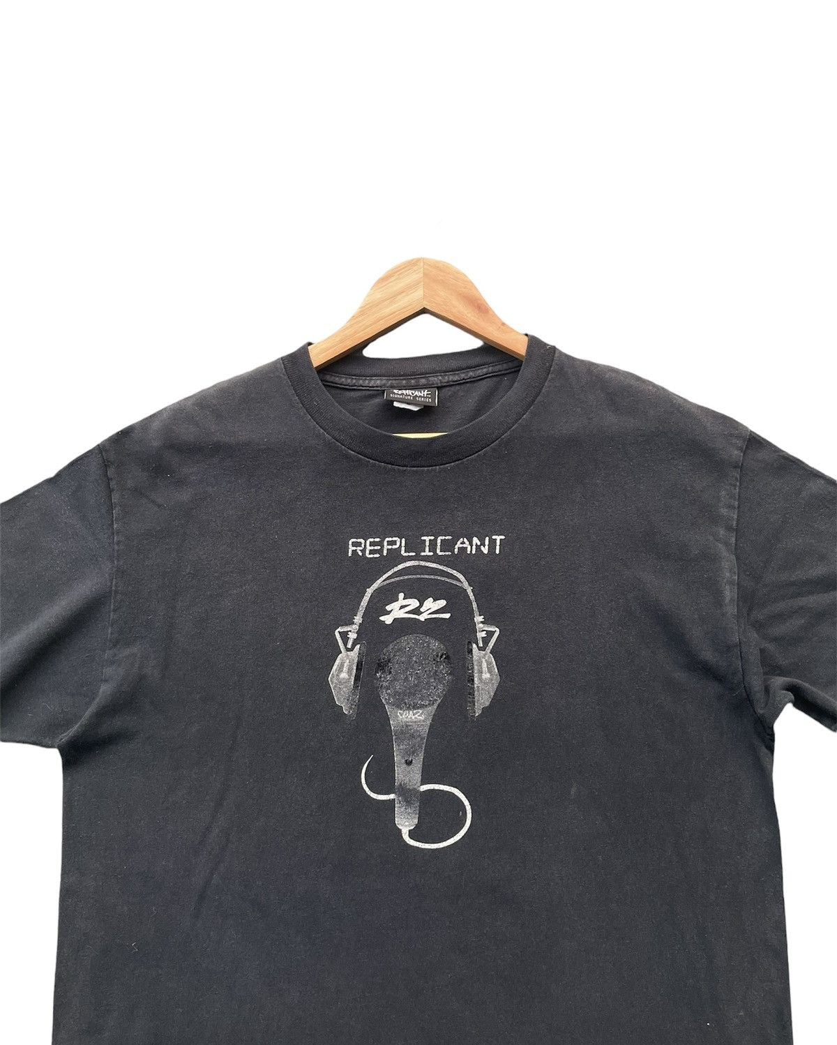 Vintage Vintage Replicant Signature Series Tshirt Size US L / EU 52-54 / 3 - 5 Thumbnail