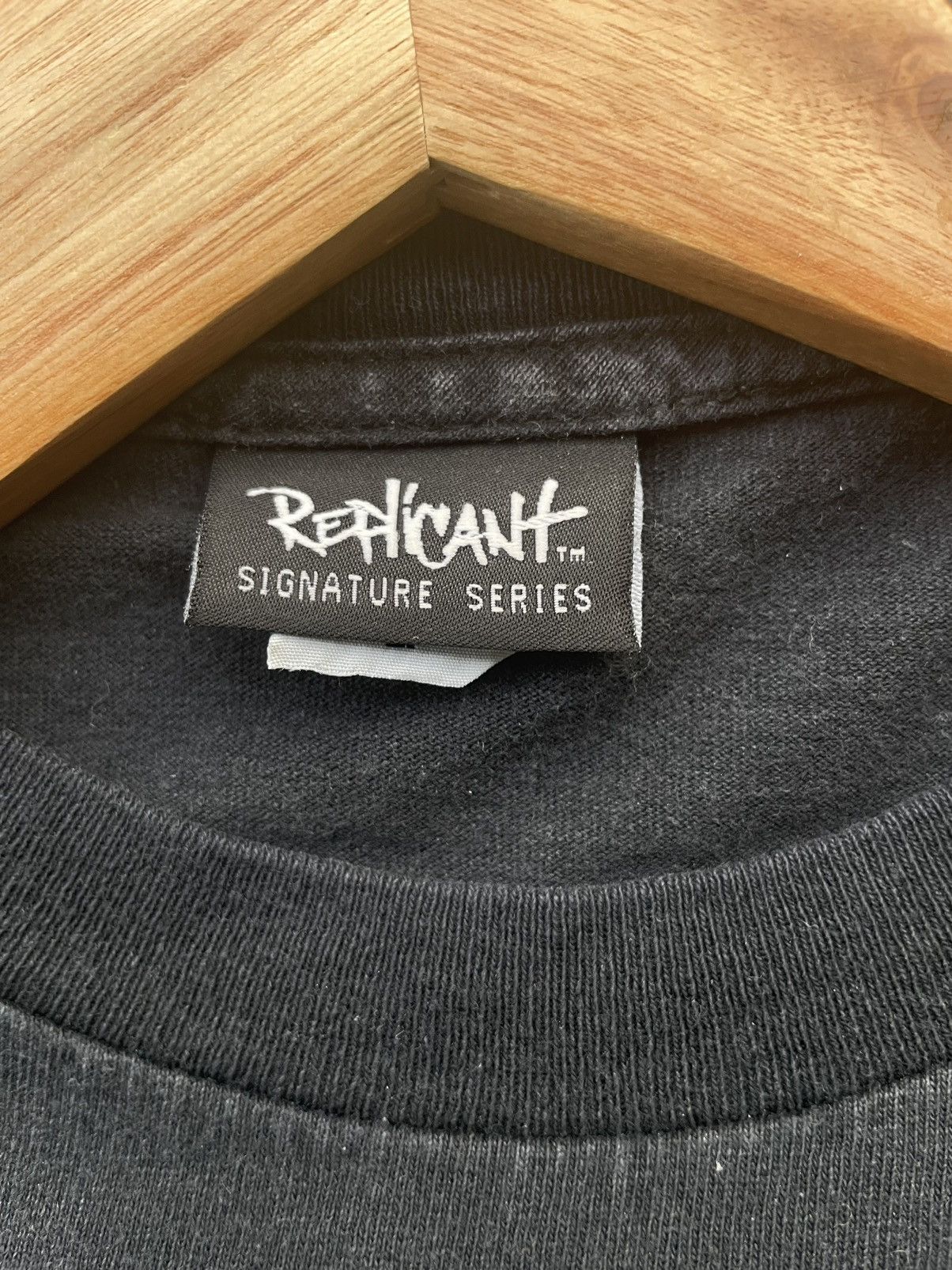 Vintage Vintage Replicant Signature Series Tshirt Size US L / EU 52-54 / 3 - 8 Thumbnail
