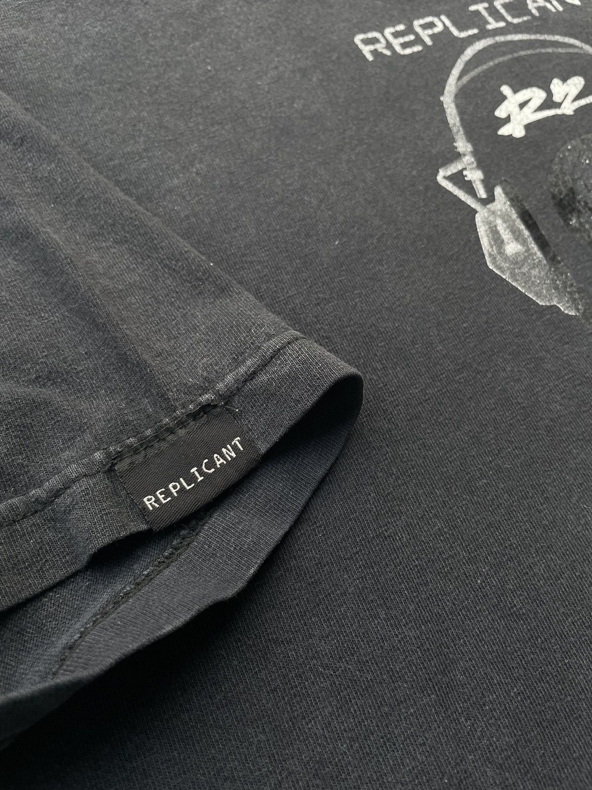 Vintage Vintage Replicant Signature Series Tshirt Size US L / EU 52-54 / 3 - 9 Thumbnail