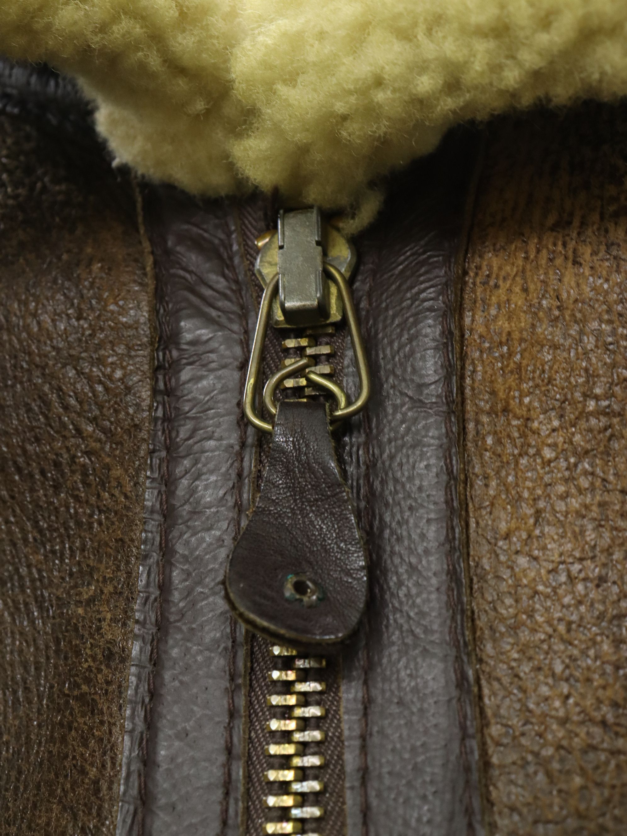 Schott SCHOTT TYPE B-3 SHEARLING LEATHER USAAF FLIGHT BOMBER JKT Size US M / EU 48-50 / 2 - 16 Thumbnail