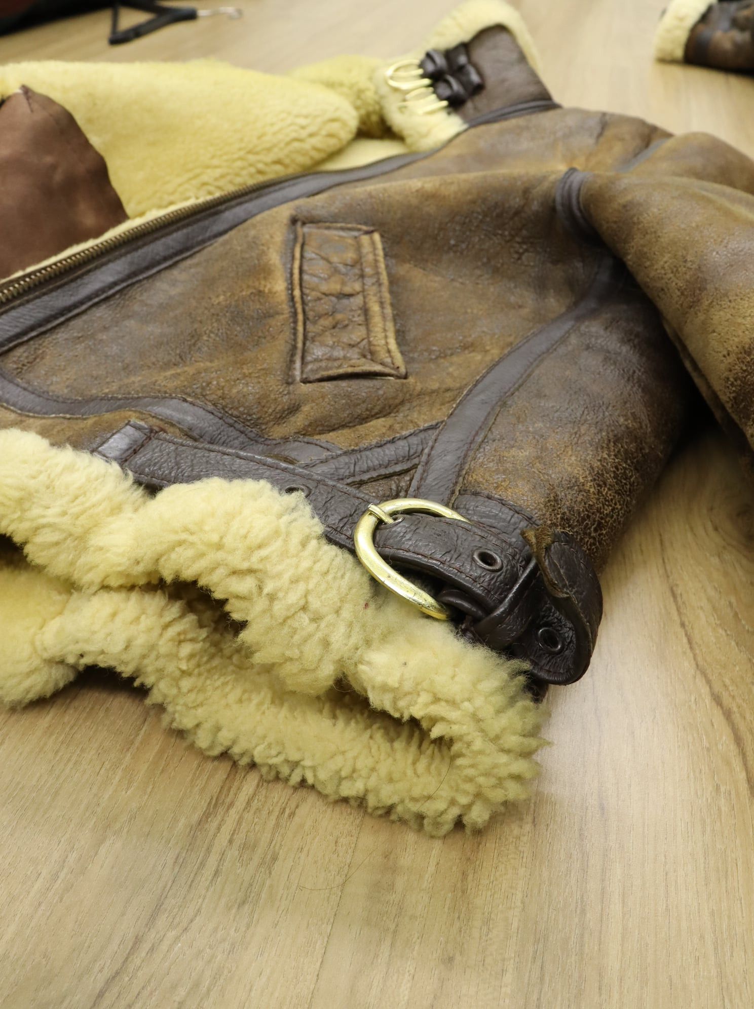Schott SCHOTT TYPE B-3 SHEARLING LEATHER USAAF FLIGHT BOMBER JKT Size US M / EU 48-50 / 2 - 13 Thumbnail