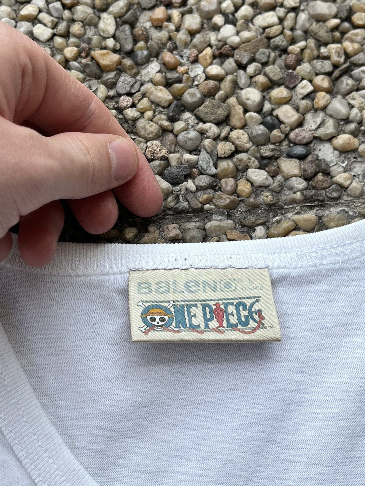 Japanese Brand × One Piece × Vintage Vintage 2000s One Piece Luffy's Pirates Anime Tee Size US M / EU 48-50 / 2 - 8 Thumbnail