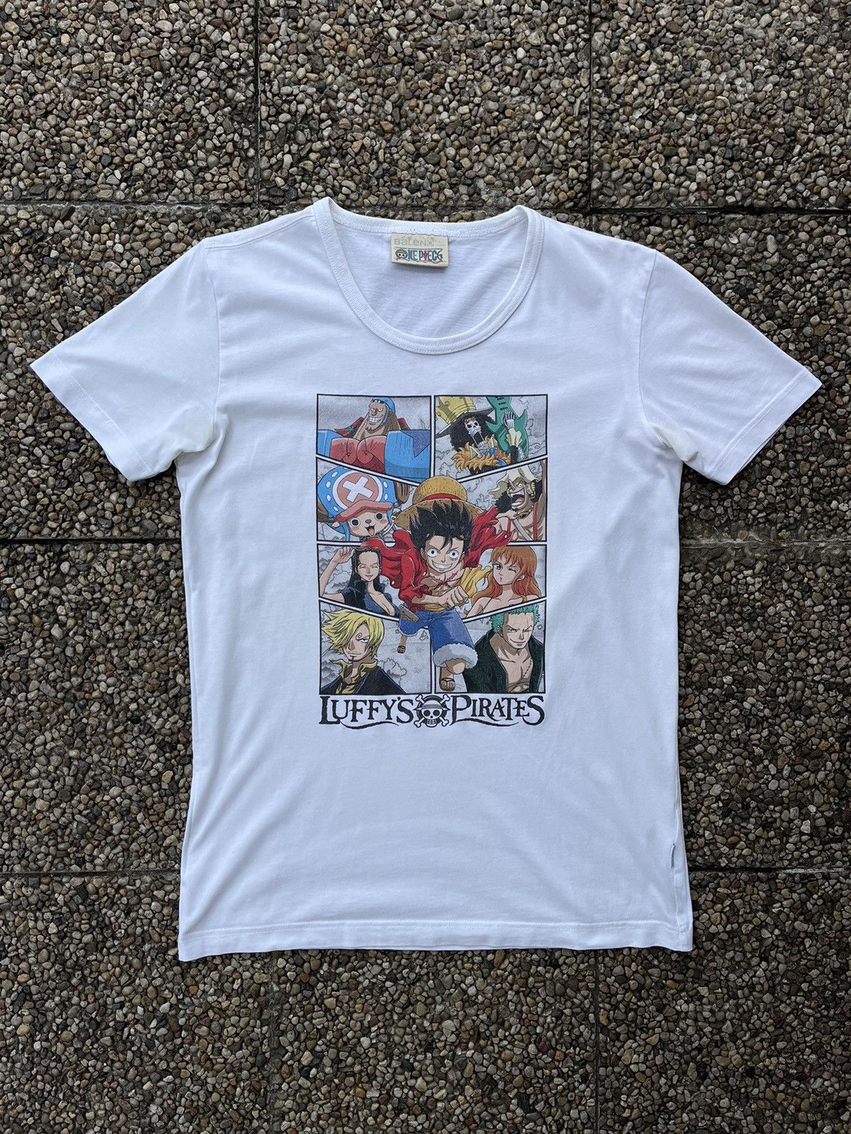 Japanese Brand × One Piece × Vintage Vintage 2000s One Piece Luffy's Pirates Anime Tee Size US M / EU 48-50 / 2 - 1 Thumbnail