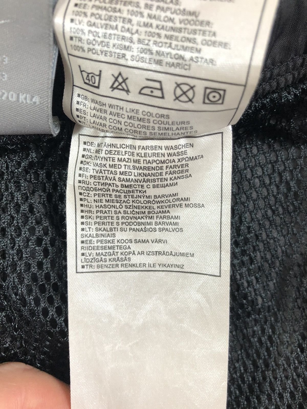 Nike × Vintage Nike vintage nylon pants Size US 34 / EU 50 - 8 Thumbnail
