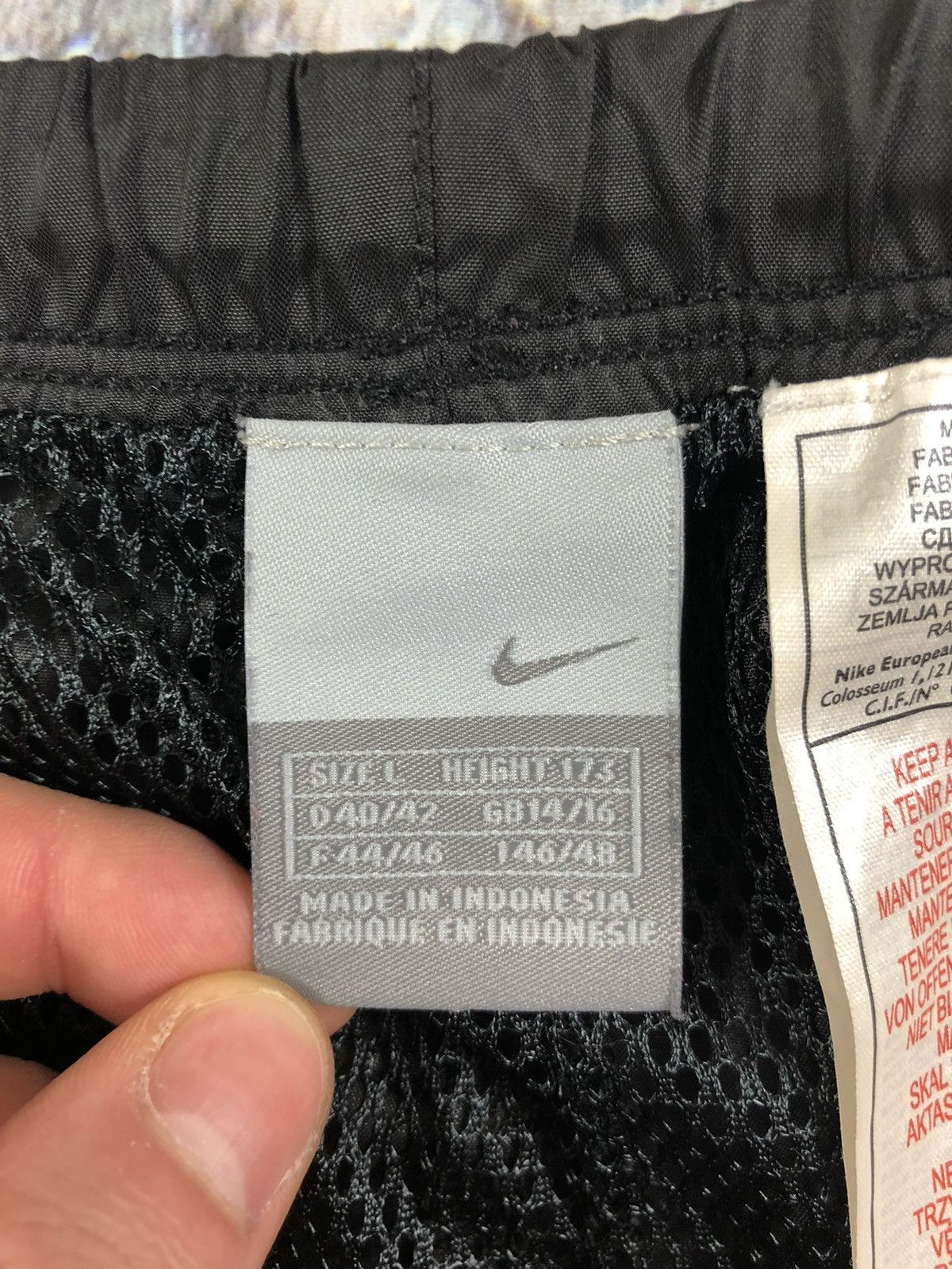 Nike × Vintage Nike vintage nylon pants Size US 34 / EU 50 - 4 Thumbnail