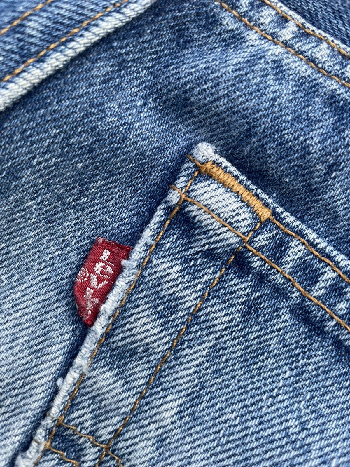 Levi's Vintage Levis 501XX Usa 1996 Aging Wash Denim Size US 32 / EU 48 - 13 Thumbnail