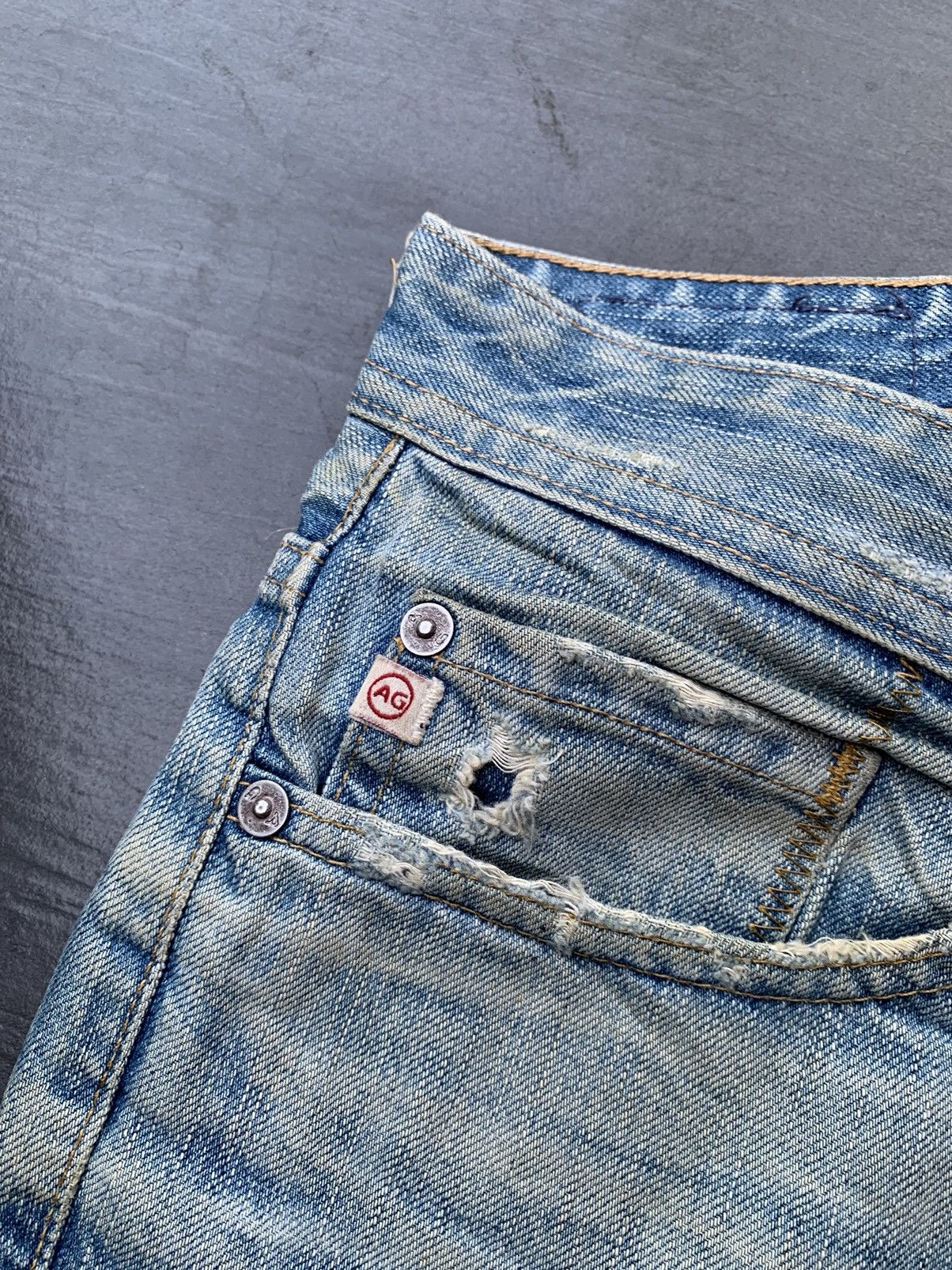AG Adriano Goldschmied Vintage Bootcut Adriano GoldSchmied Distressed Denim Size US 33 - 5 Thumbnail