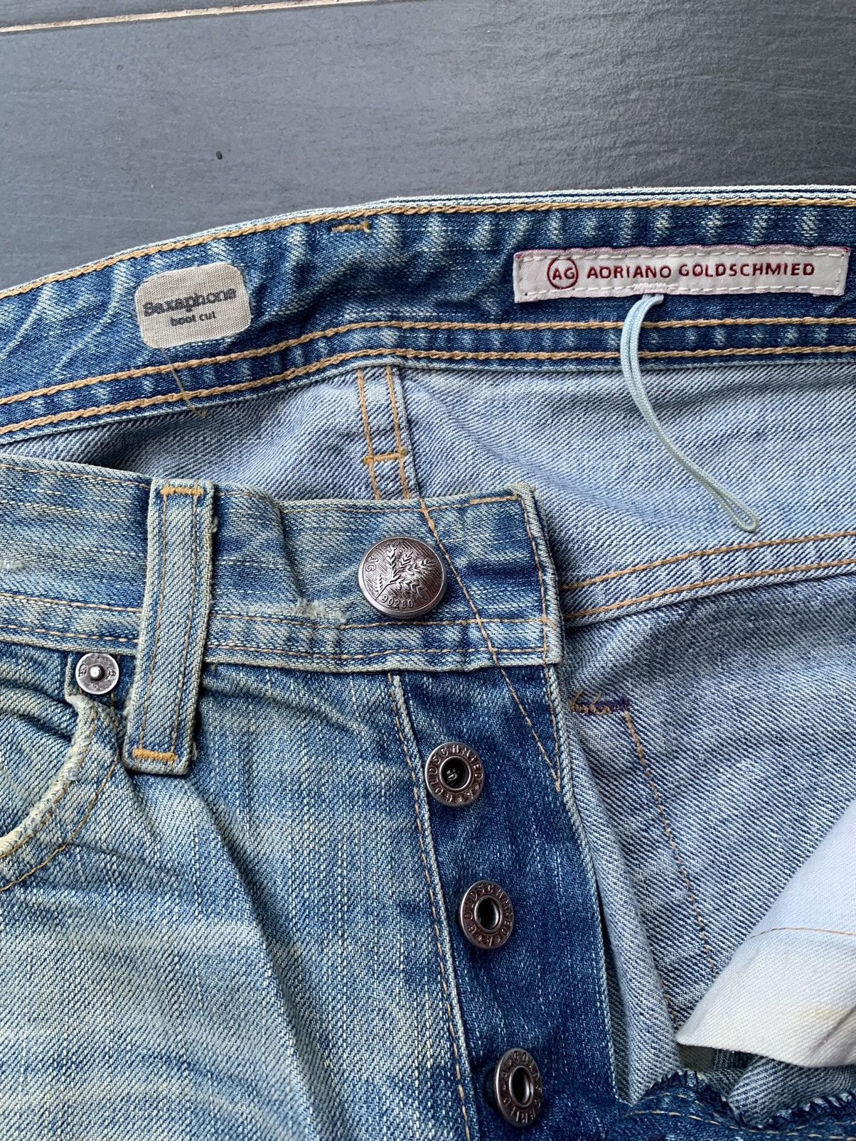 AG Adriano Goldschmied Vintage Bootcut Adriano GoldSchmied Distressed Denim Size US 33 - 6 Thumbnail