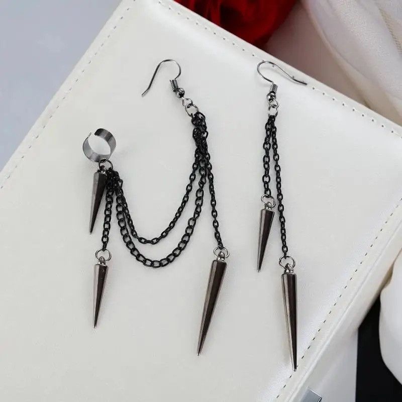 Other Black Geometric Cone Earring Size ONE SIZE - 1 Thumbnail