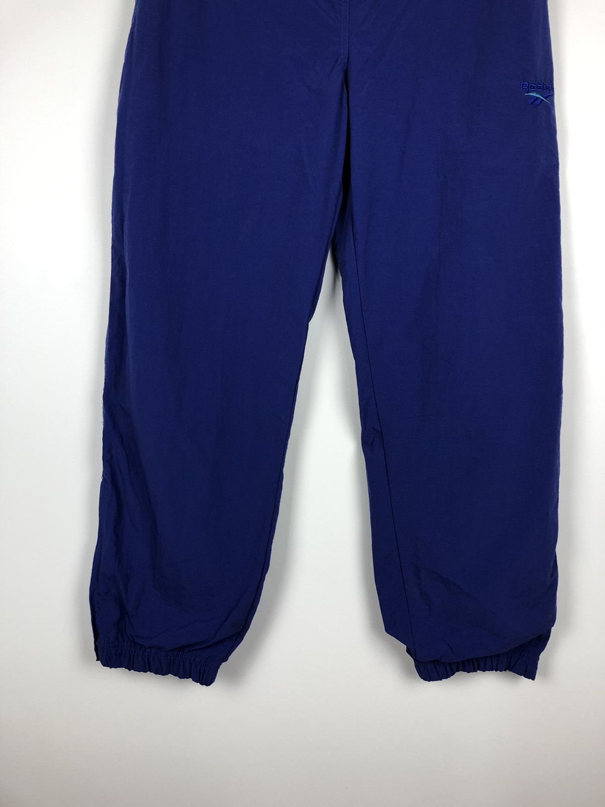 Reebok Vintage Retro REEBOK Nylon Track Pants Blue size L Size US 34 / EU 50 - 4 Thumbnail
