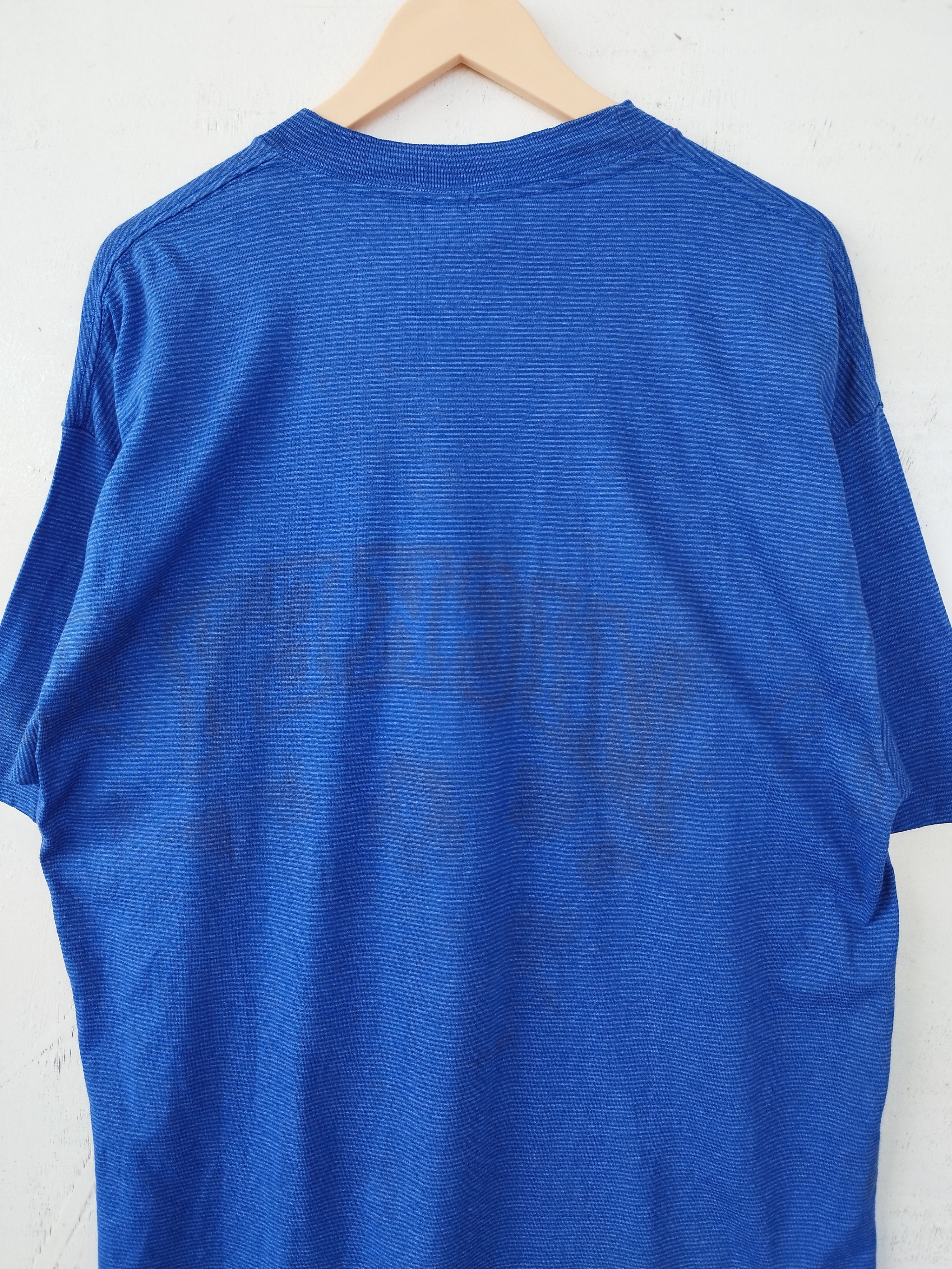 Mickey Mouse Vintage 90s Vintage Mickey Mouse t shirt Size US L / EU 52-54 / 3 - 4 Thumbnail