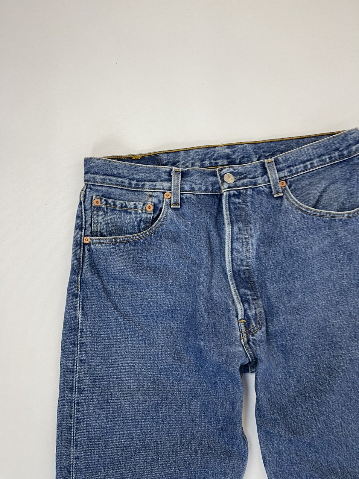 Levi's Levi’s 501 vintage 90s blue classic denim jeans pants Size US 34 / EU 50 - 12 Thumbnail
