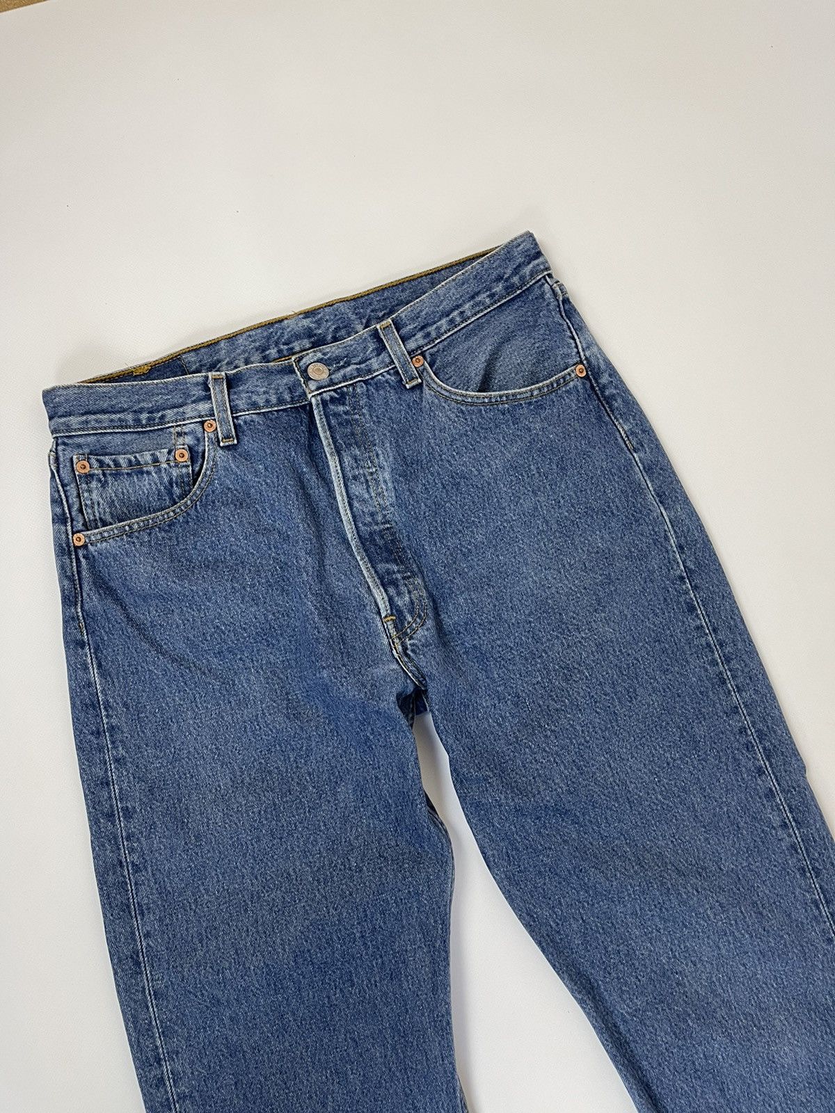 Levi's Levi’s 501 vintage 90s blue classic denim jeans pants Size US 34 / EU 50 - 13 Thumbnail