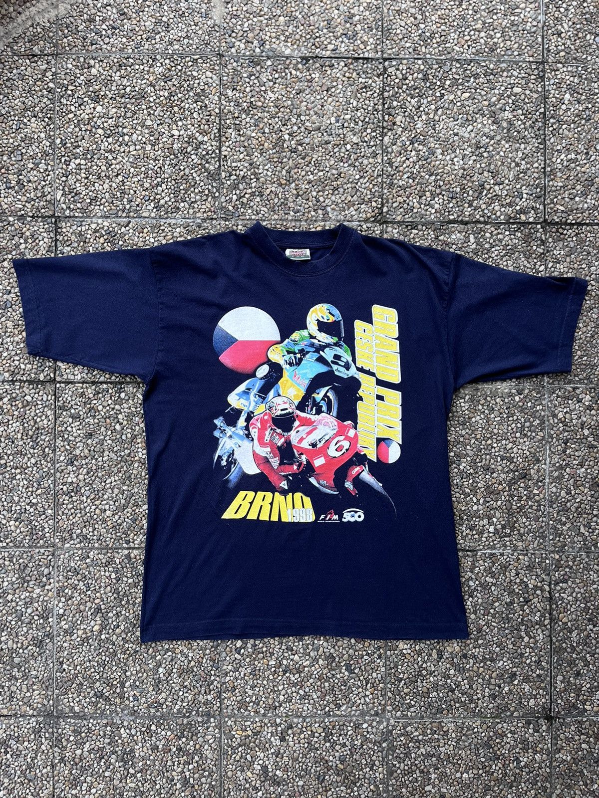 Vintage Vintage 1998 Formula 1 F1 Grand Prix Brno Tee Size US L / EU 52-54 / 3 - 1 Thumbnail