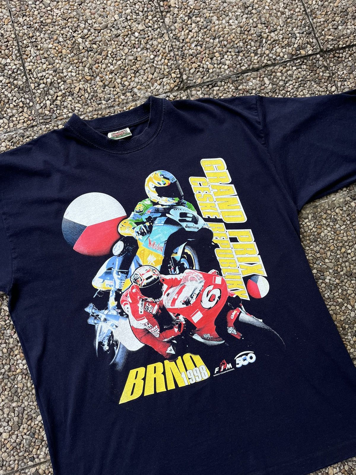 Vintage Vintage 1998 Formula 1 F1 Grand Prix Brno Tee Size US L / EU 52-54 / 3 - 2 Thumbnail