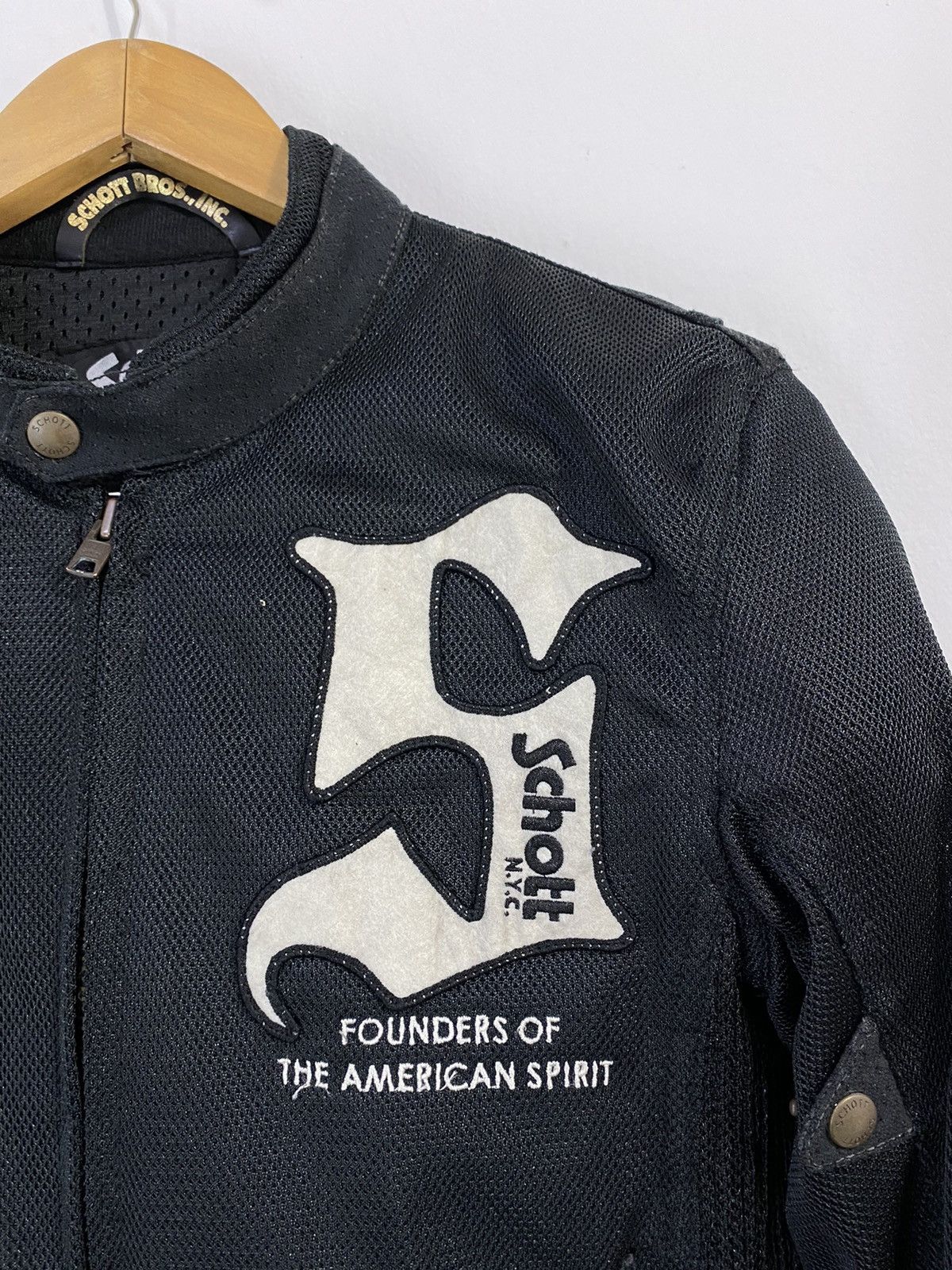 Schott Schott N.Y.C Biker Jacket Padding Big Logo Nice Design Size US M / EU 48-50 / 2 - 3 Thumbnail