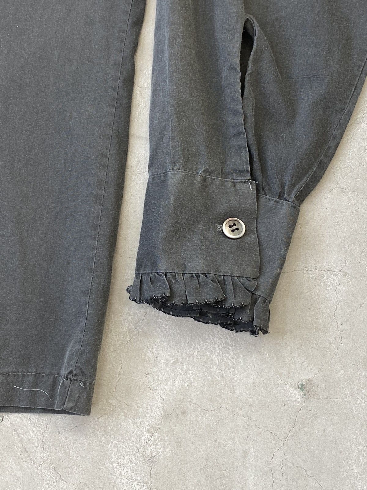 Undercover AW/02 Undercover One Off “Undakovr” ButtonUp Size US L / EU 52-54 / 3 - 4 Thumbnail