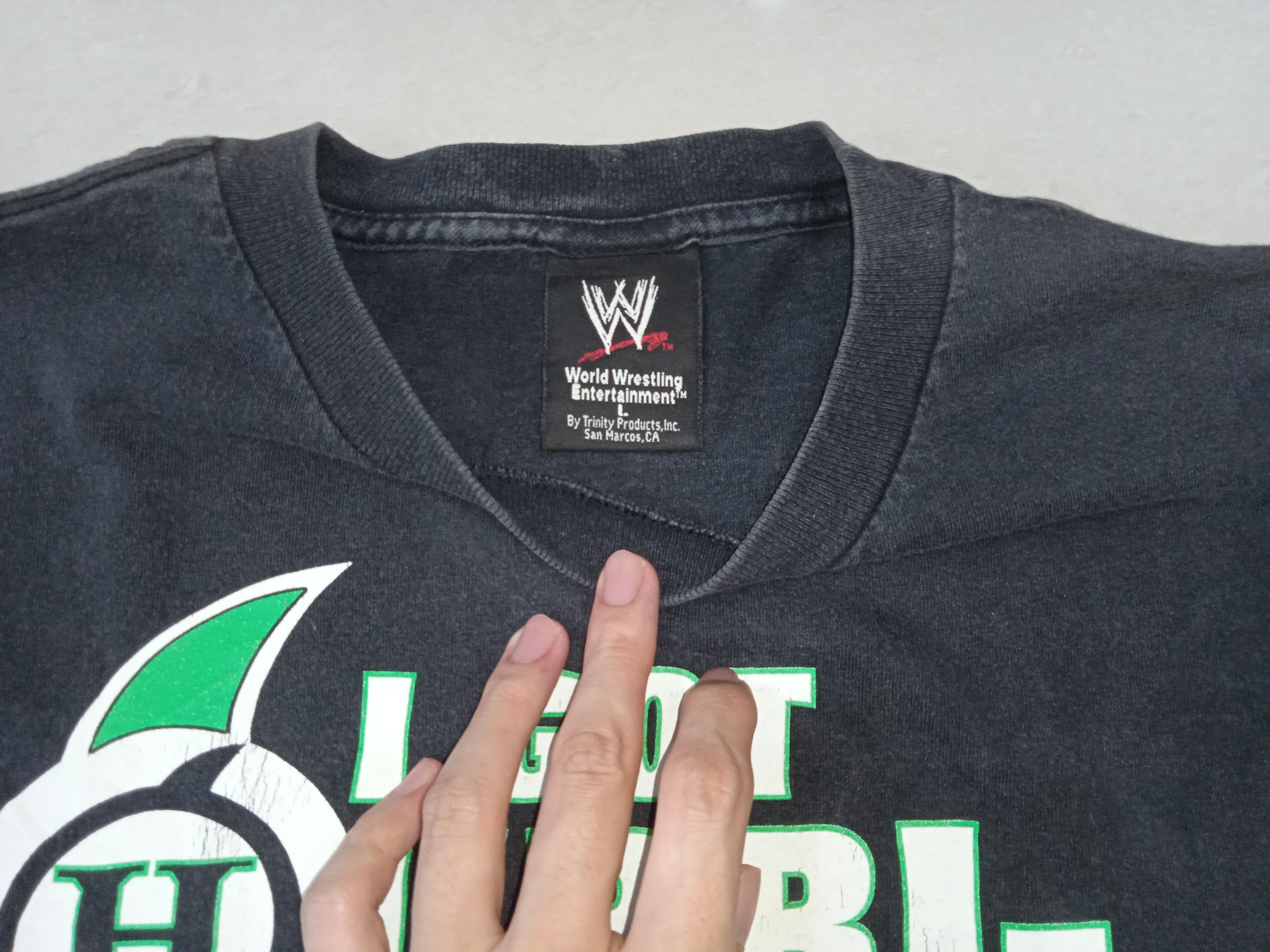 WWE Vintage 2000s WWE The Hurricane T Shirt Size US L / EU 52-54 / 3 - 3 Thumbnail