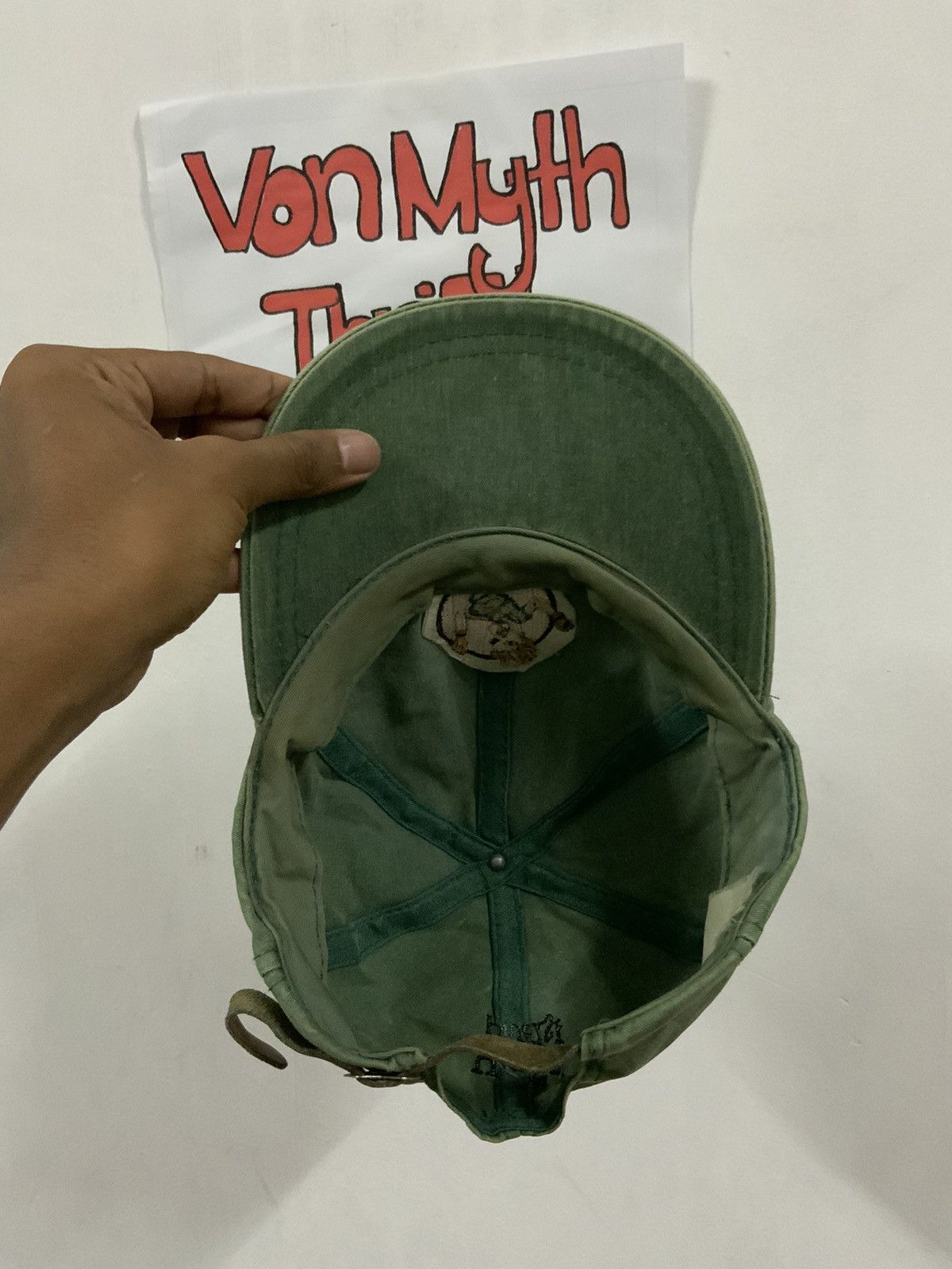 If Six Was Nine Vintage Island Beach co. Cartoon Hat Size ONE SIZE - 9 Thumbnail