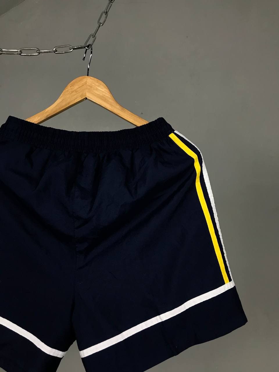 Adidas × Vintage Adidas vintage streetwear shorts Size US 30 / EU 46 - 6 Thumbnail