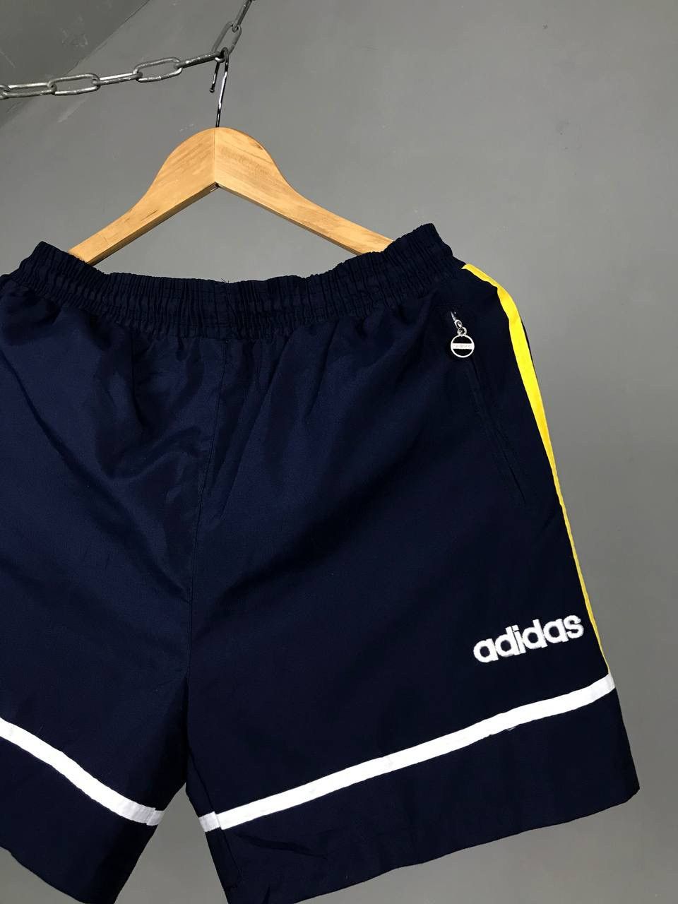 Adidas × Vintage Adidas vintage streetwear shorts Size US 30 / EU 46 - 2 Thumbnail