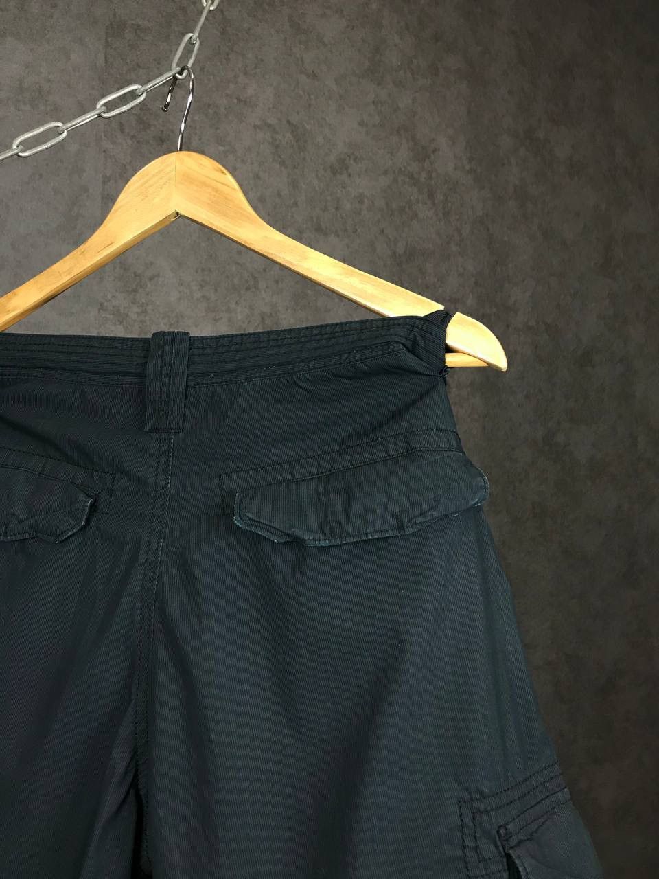 Nike × Vintage Nike swoosh streetwear vintage cargo shorts Size US 32 / EU 48 - 6 Thumbnail