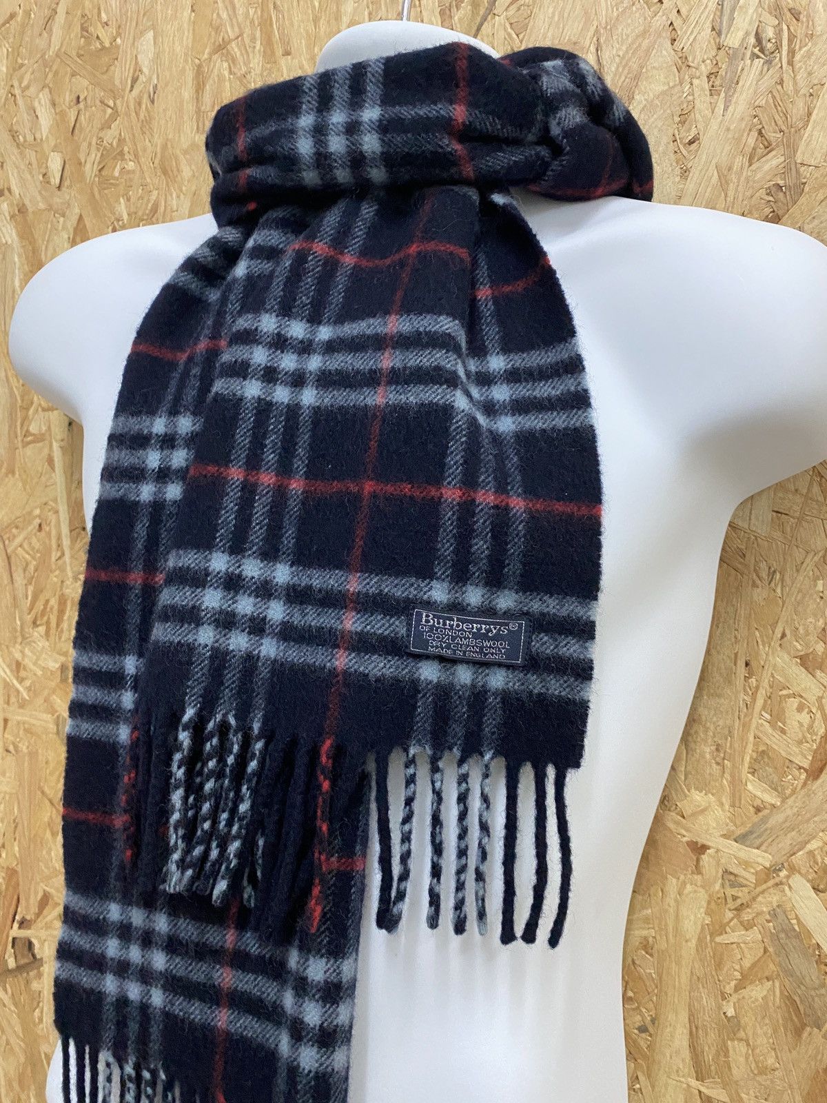 Burberry Vintage Burberrys Novacheck Scarf/Muffler/wool Size ONE SIZE - 5 Thumbnail