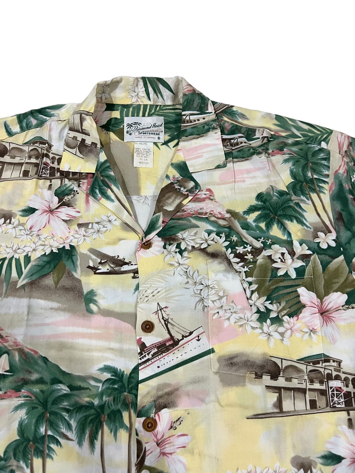 Diamond Head 1980s Diamond Head Camp Collar Rayon Hawaiian Motif Shirt Size US M / EU 48-50 / 2 - 4 Thumbnail