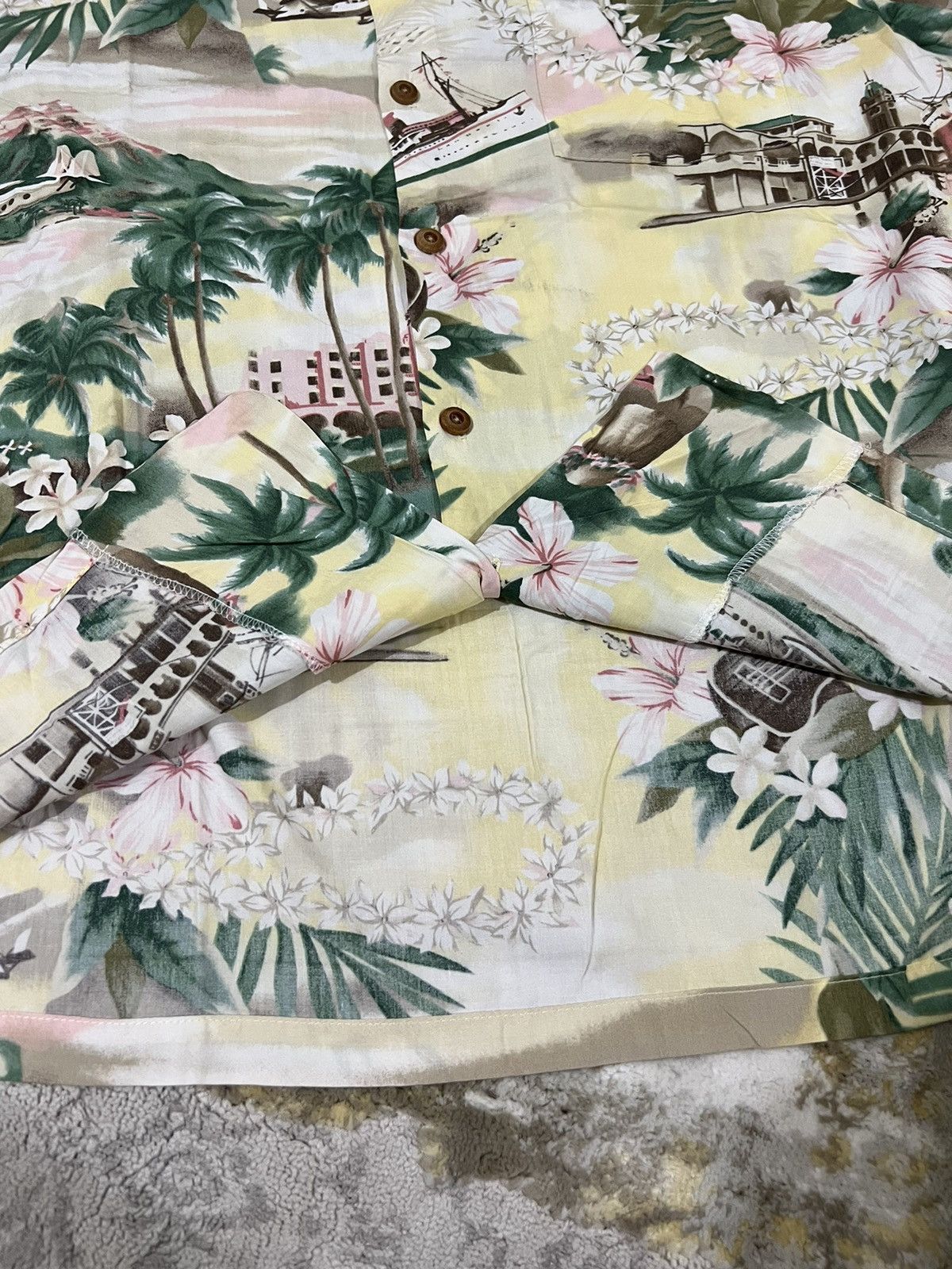 Diamond Head 1980s Diamond Head Camp Collar Rayon Hawaiian Motif Shirt Size US M / EU 48-50 / 2 - 8 Thumbnail