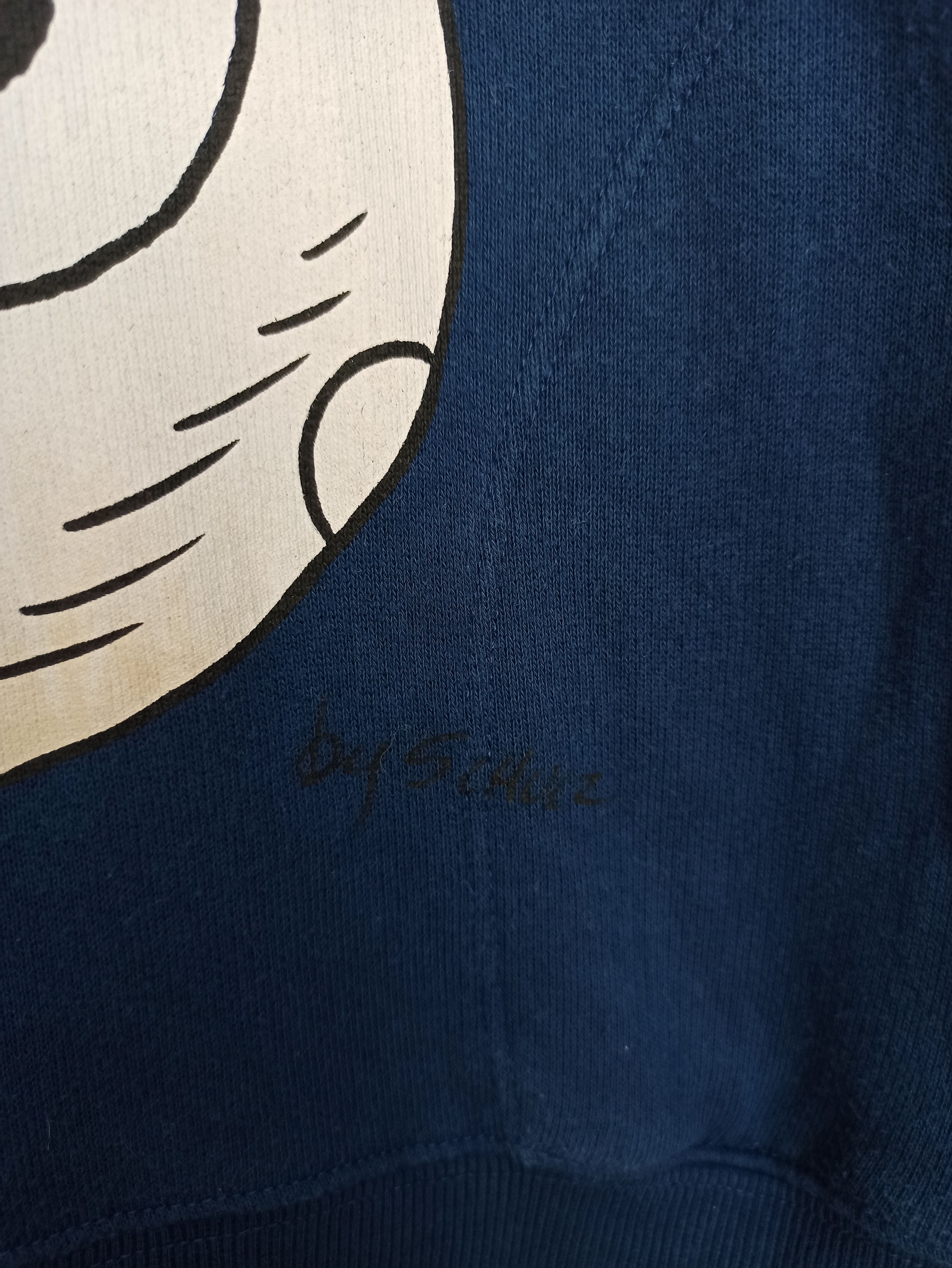 Kaws × Peanuts × Uniqlo Rare Peanuts Snoopy X Uniqlo Hoodie For Ladies Size ONE SIZE - 3 Thumbnail